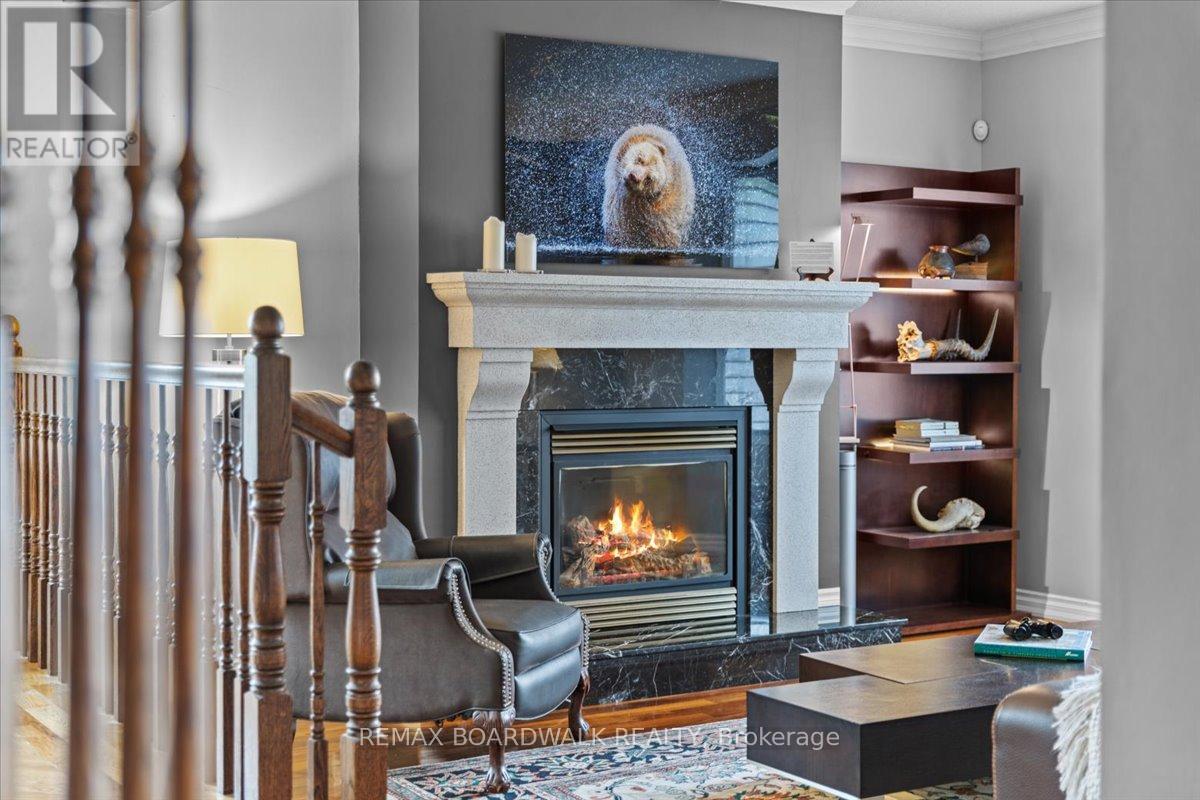 800 Fairwinds Terrace, Ottawa, Ontario  K1C 2X6 - Photo 4 - X12793934