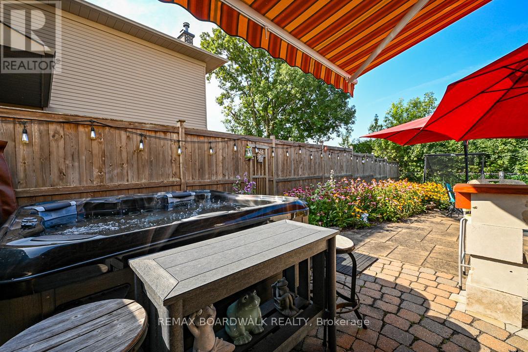 800 Fairwinds Terrace, Ottawa, Ontario  K1C 2X6 - Photo 46 - X12793934