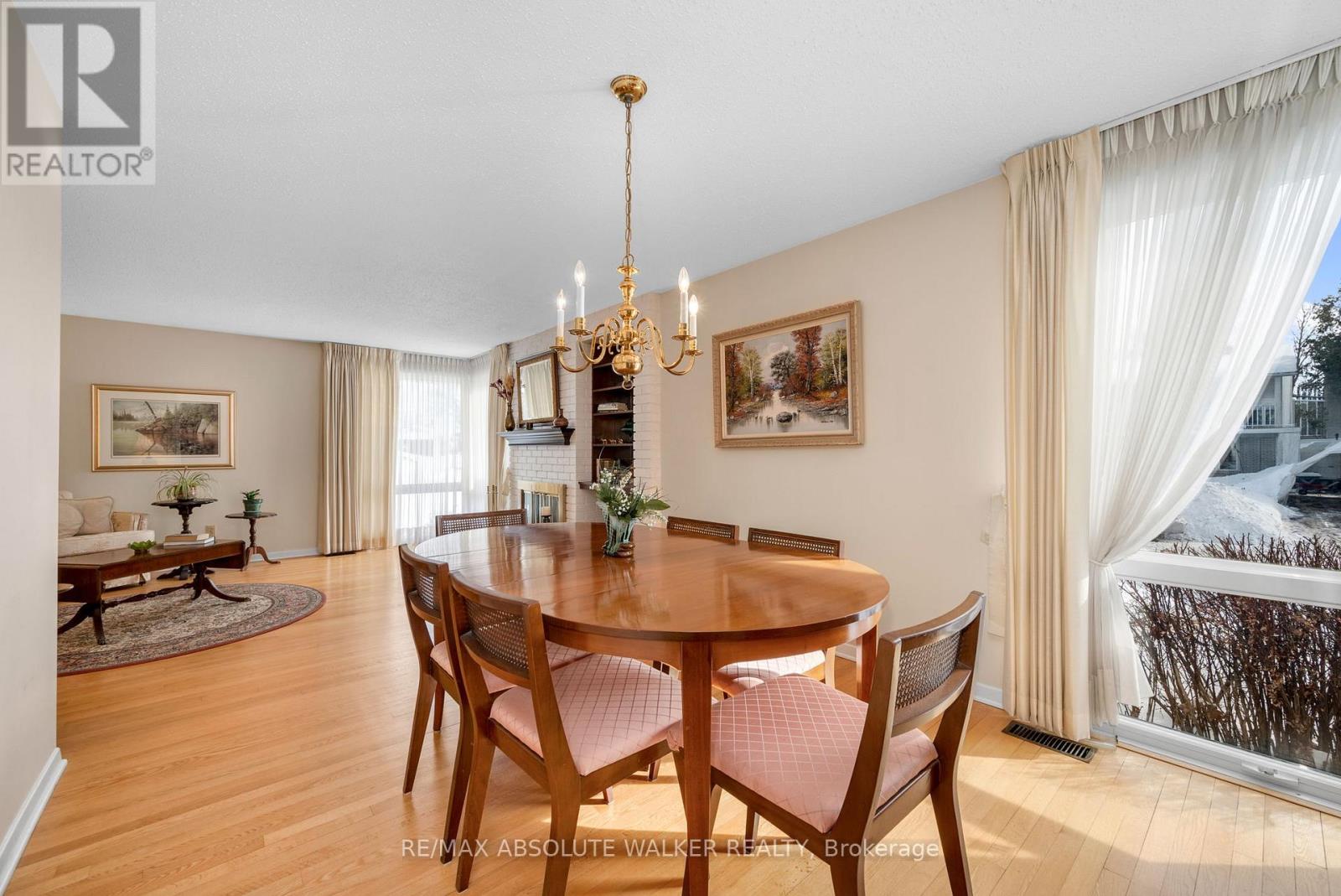 1851 Burfield Avenue, Ottawa, Ontario  K1J 6S9 - Photo 13 - X12793936