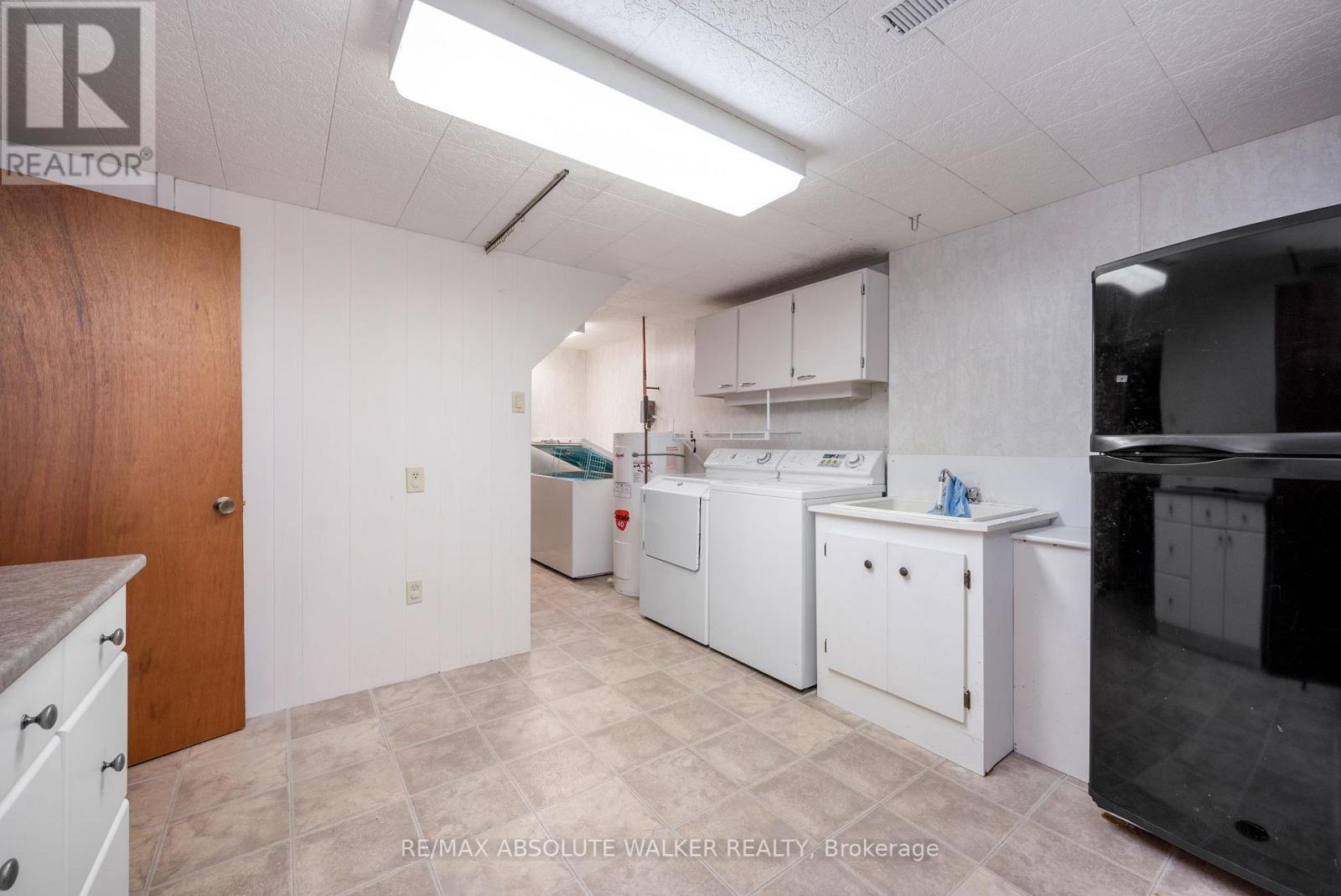 1851 Burfield Avenue, Ottawa, Ontario  K1J 6S9 - Photo 34 - X12793936