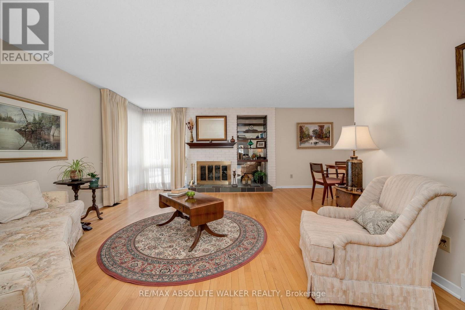 1851 Burfield Avenue, Ottawa, Ontario  K1J 6S9 - Photo 5 - X12793936