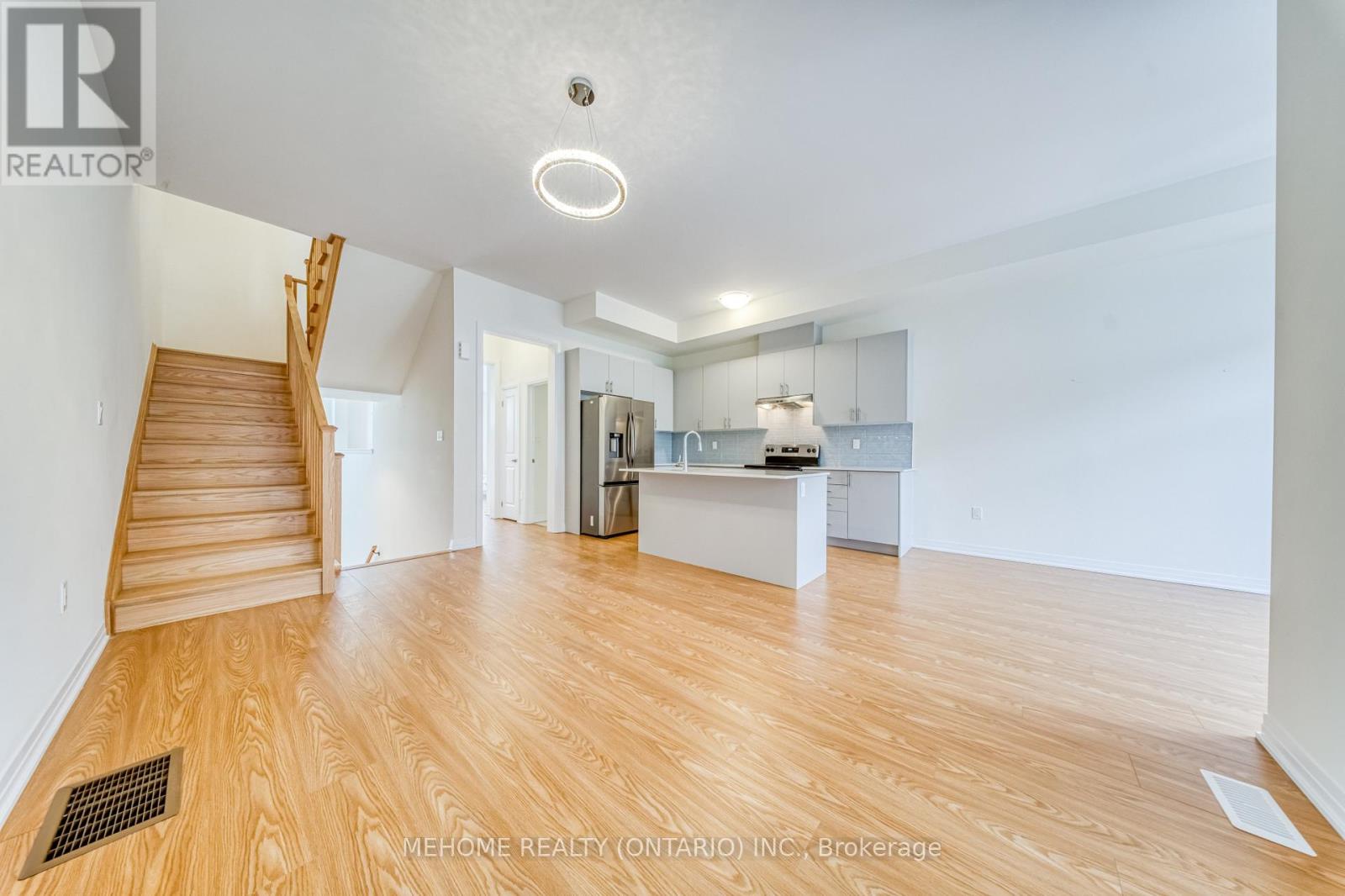 80 Millman Lane, Richmond Hill, Ontario  L4E 3R9 - Photo 11 - N12707498