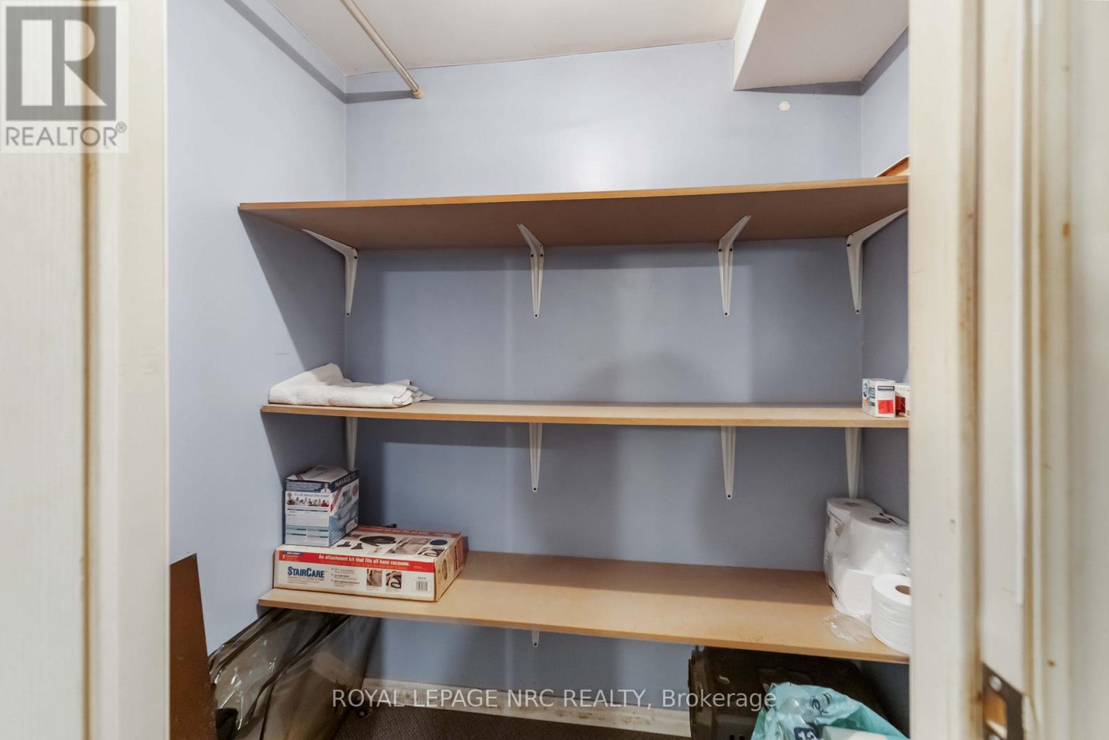 8025 Thorton Street, Niagara Falls (Ascot), Ontario  L2H 2C2 - Photo 32 - X12794096