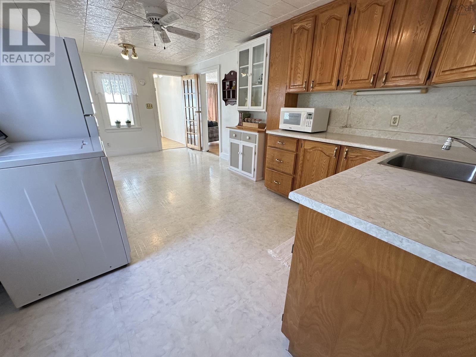 344 Highway 224, Sheet Harbour, Nova Scotia  B0J 3B0 - Photo 14 - 202602864