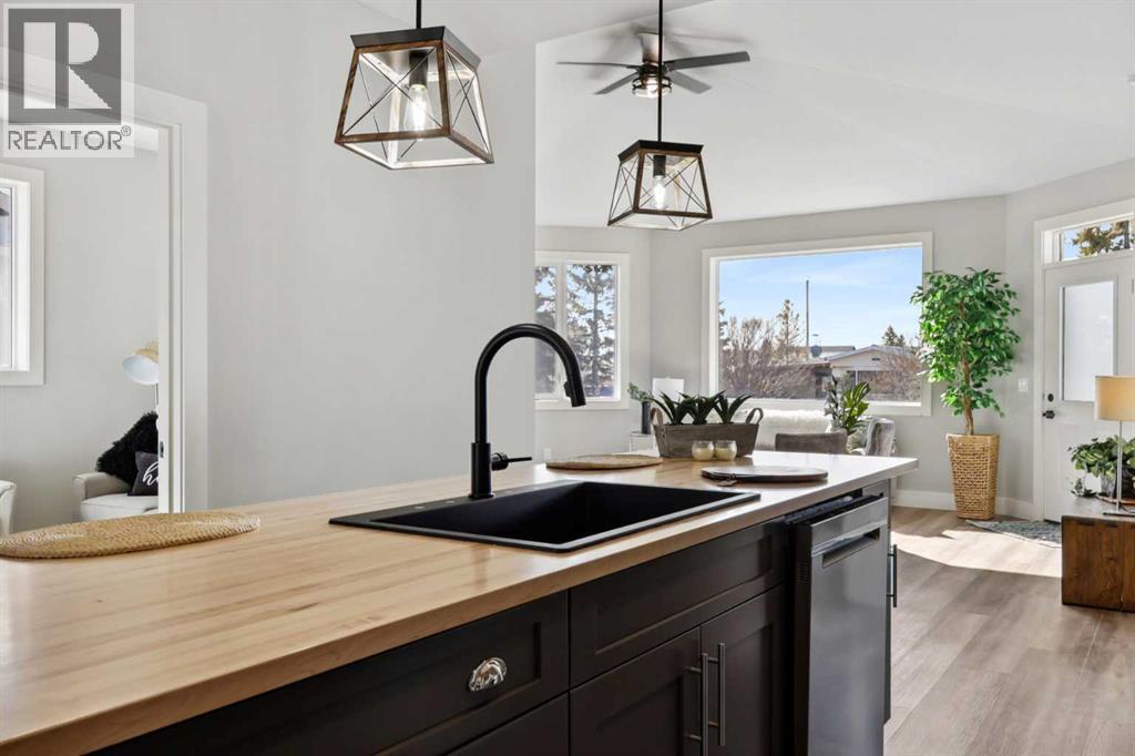 6, 610 4 Avenue Sw, Sundre, Alberta  T0M 1X0 - Photo 9 - A2187770