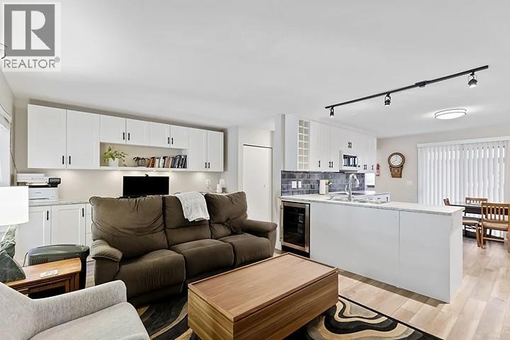 19 12227 Skillen Street, Maple Ridge, British Columbia  V2X 4X4 - Photo 4 - R3076627