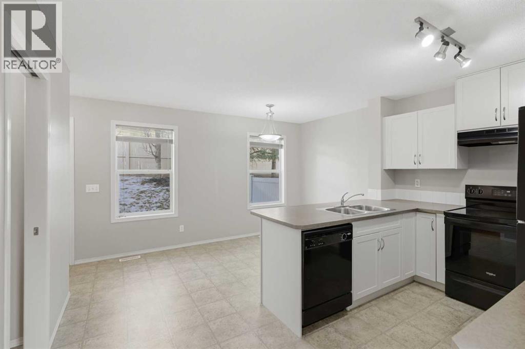 93, 105 Drake Landing Common, Okotoks, Alberta  T1S 0C9 - Photo 11 - A2279864