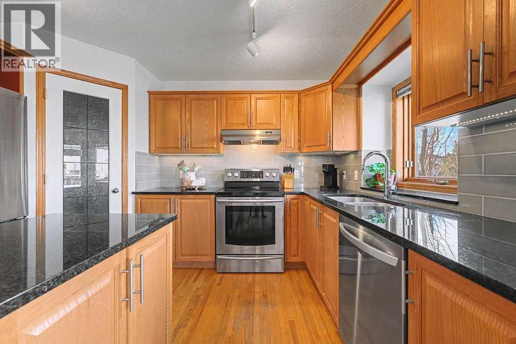 105 Citadel Crest Park Nw, Calgary, Alberta  T3G 4K5 - Photo 11 - A2283451