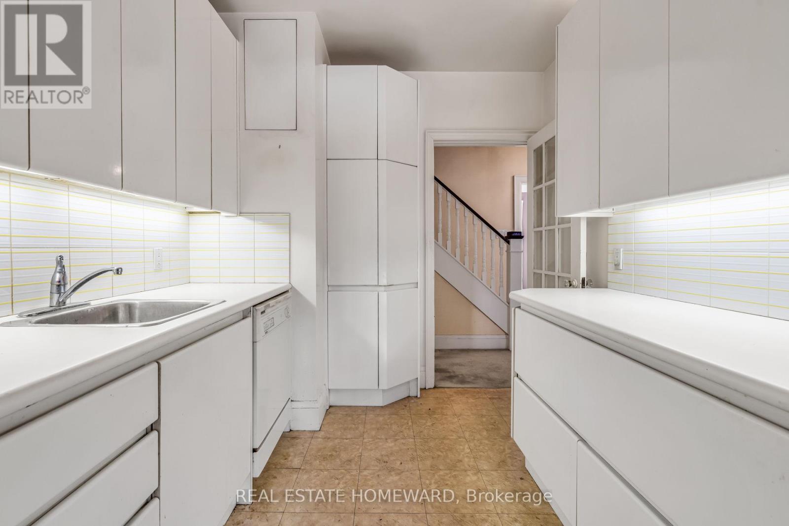 94 Fairlawn Avenue, Toronto, Ontario  M5M 1S7 - Photo 11 - C12793904