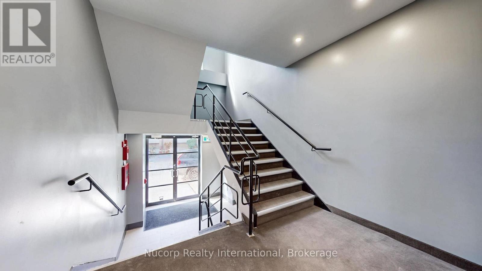 #ground + Second Floor - 8 Eastern Avenue, Toronto, Ontario  M5A 3C7 - Photo 10 - C12793970