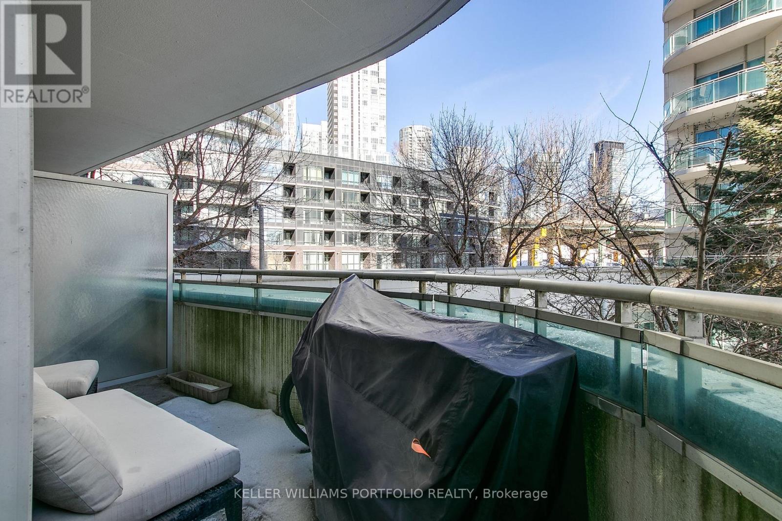 222 - 600 Queens Quay W, Toronto, Ontario  M5V 3M3 - Photo 25 - C12793978