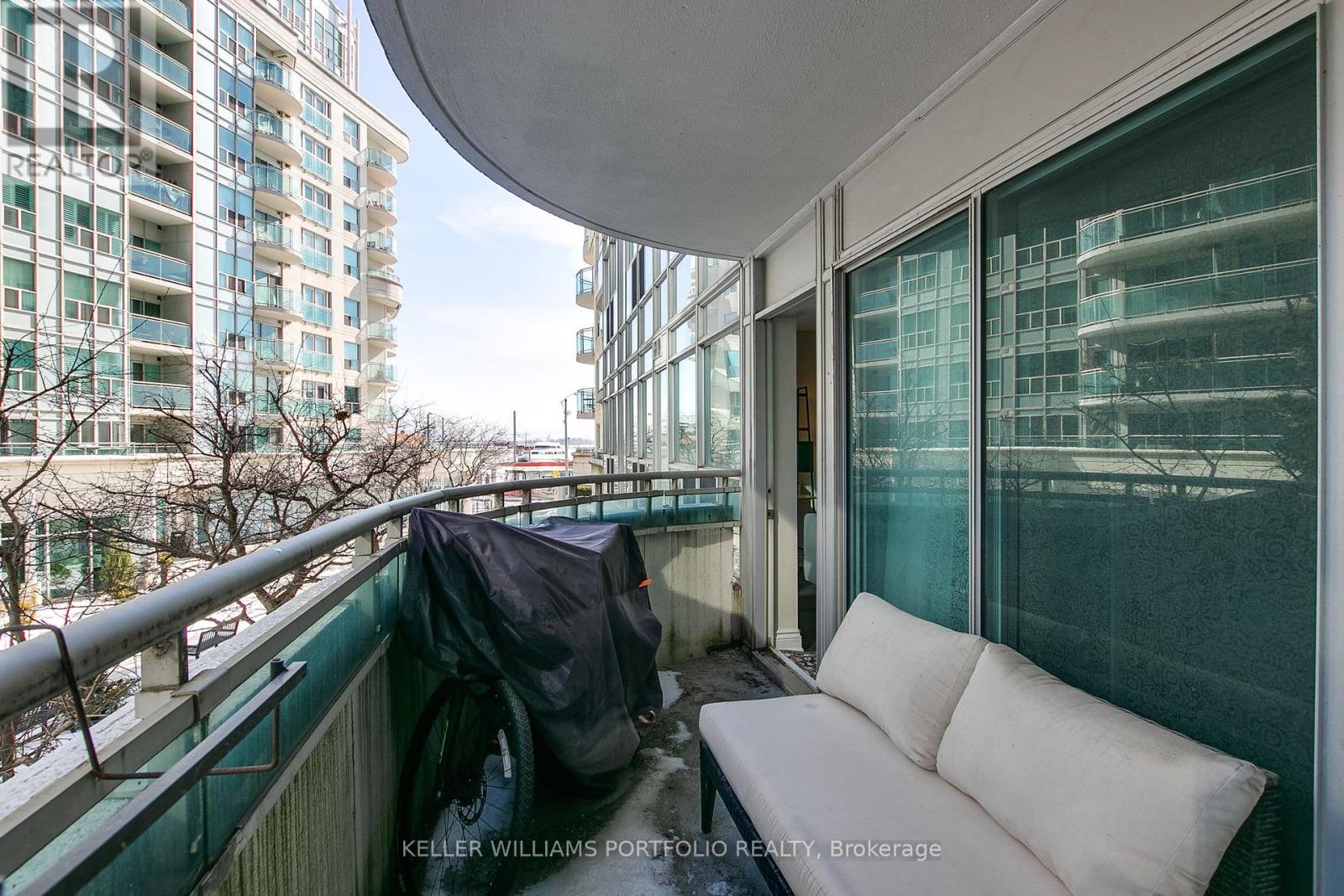 222 - 600 Queens Quay W, Toronto, Ontario  M5V 3M3 - Photo 26 - C12793978