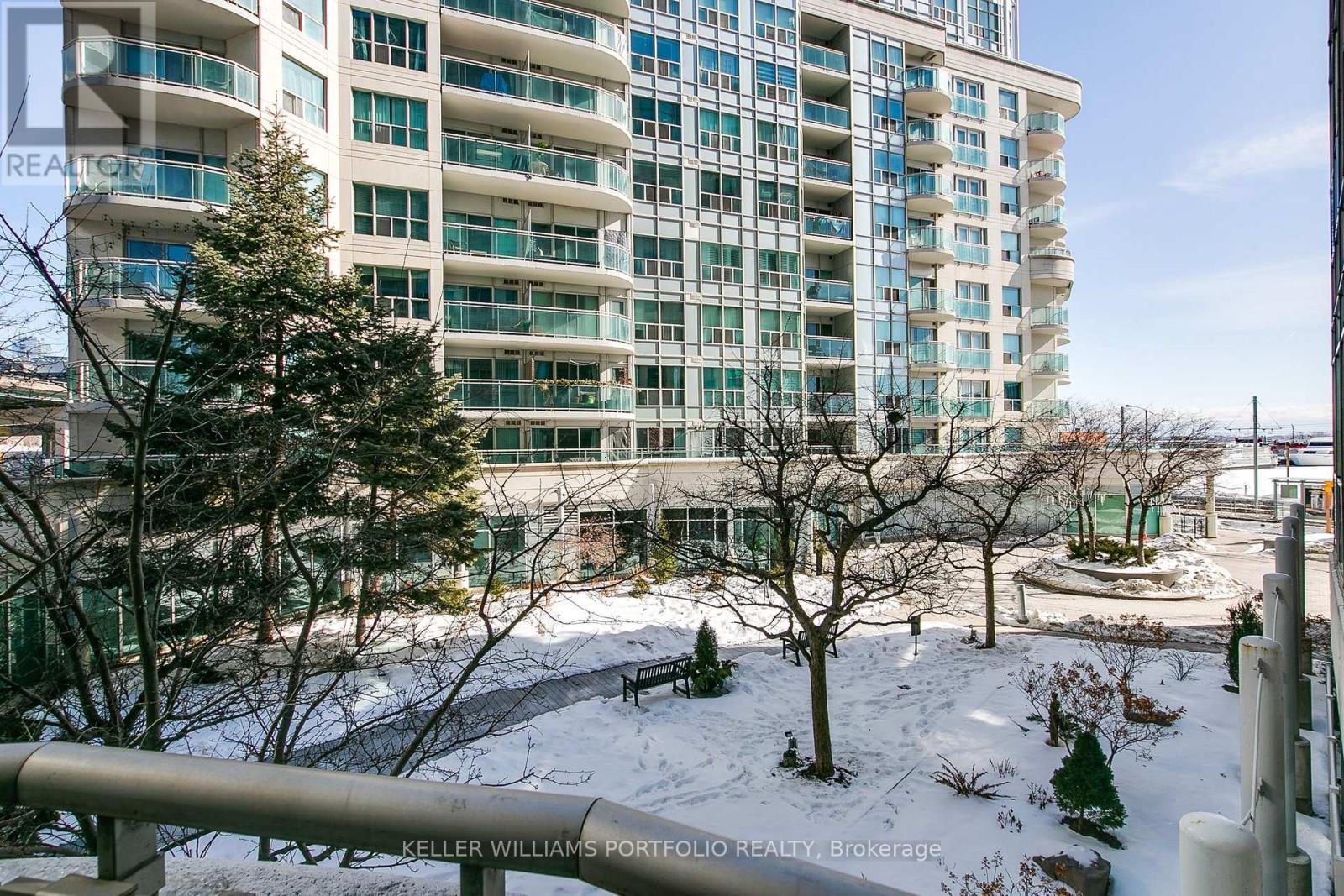 222 - 600 Queens Quay W, Toronto, Ontario  M5V 3M3 - Photo 28 - C12793978