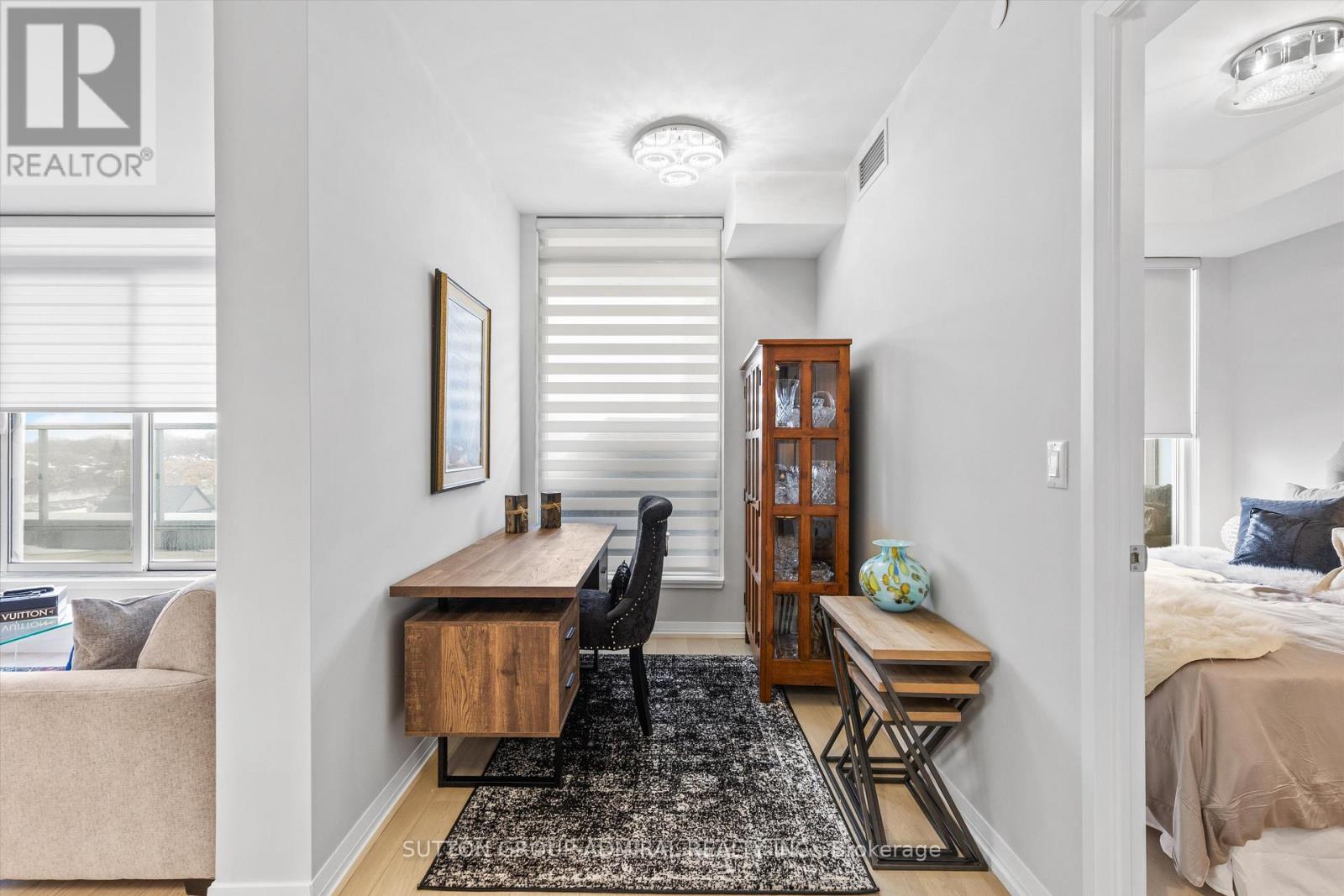 614 - 835 St Clair Avenue, Toronto, Ontario  M6C 0A8 - Photo 8 - C12794016