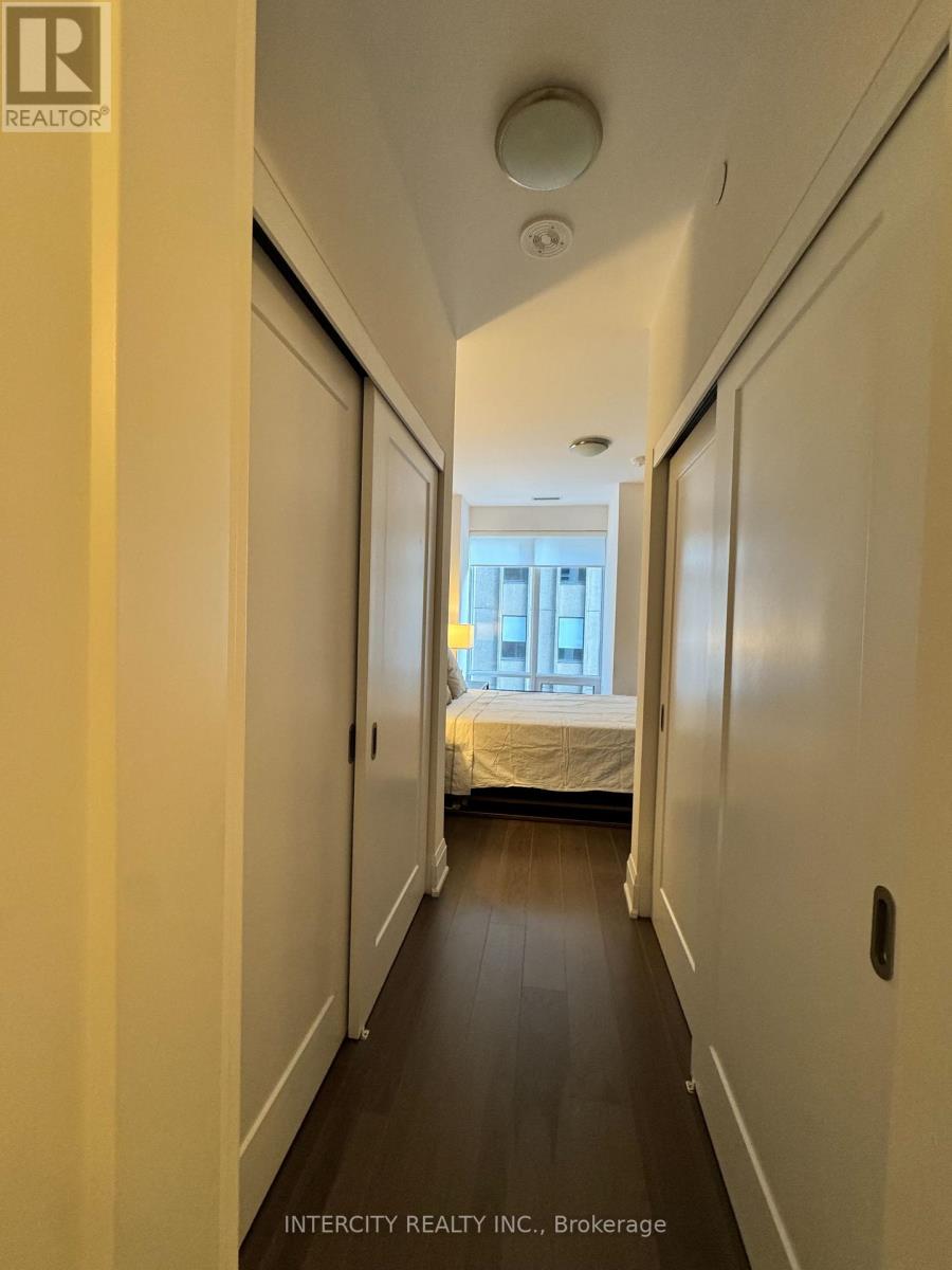 412 - 88 Cumberland Street, Toronto, Ontario  M5R 1A3 - Photo 8 - C12794030