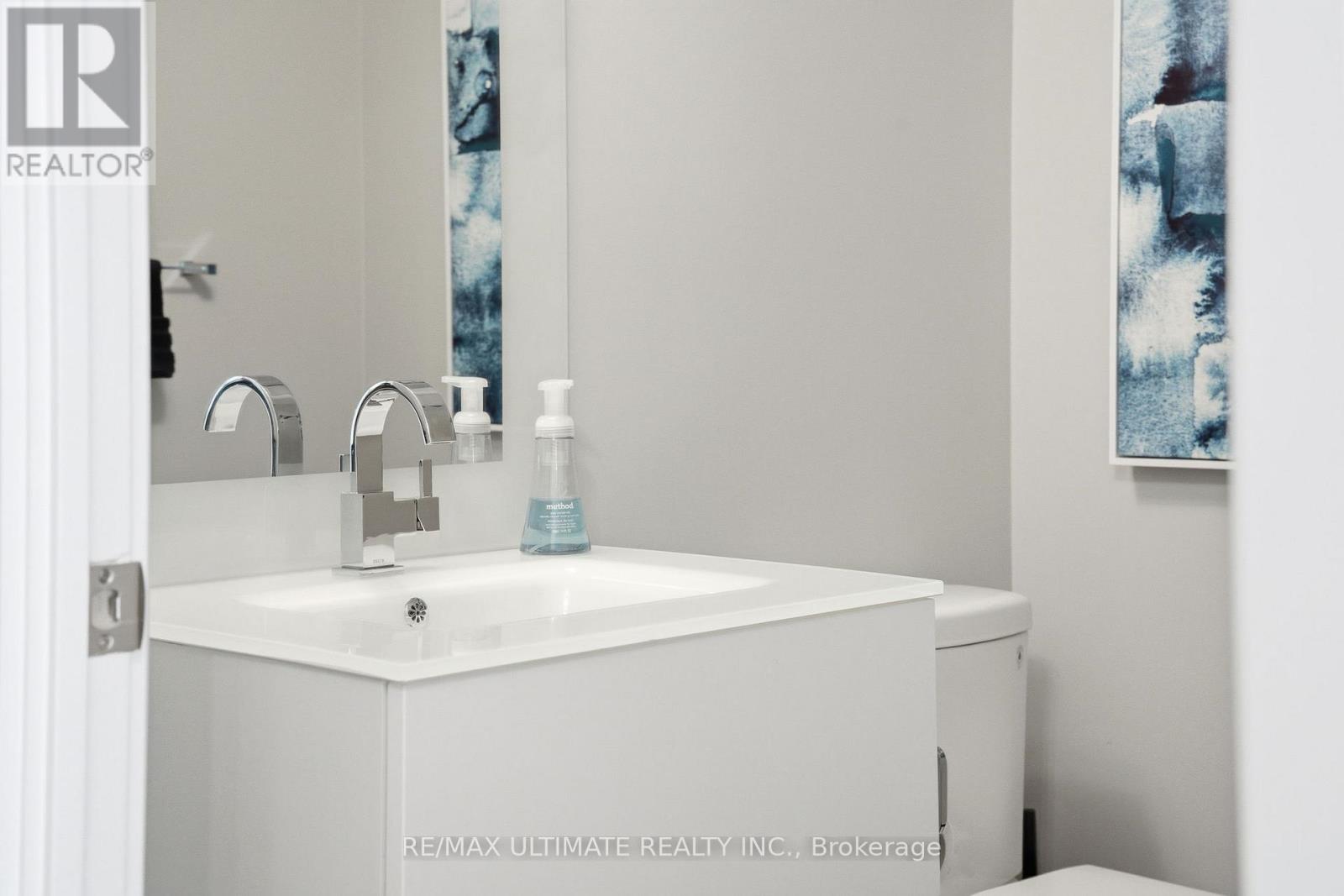 811 - 111 St Clair Avenue W, Toronto, Ontario  M4V 1N5 - Photo 17 - C12794038