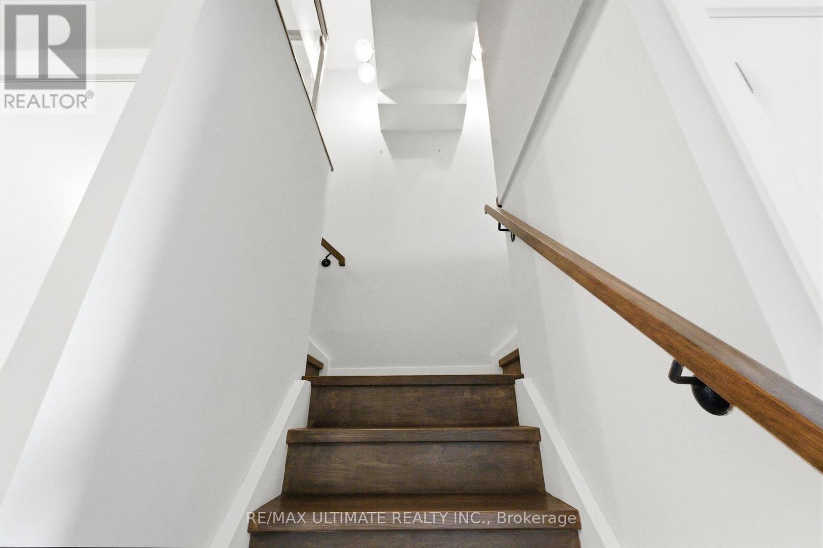 811 - 111 St Clair Avenue W, Toronto, Ontario  M4V 1N5 - Photo 19 - C12794038