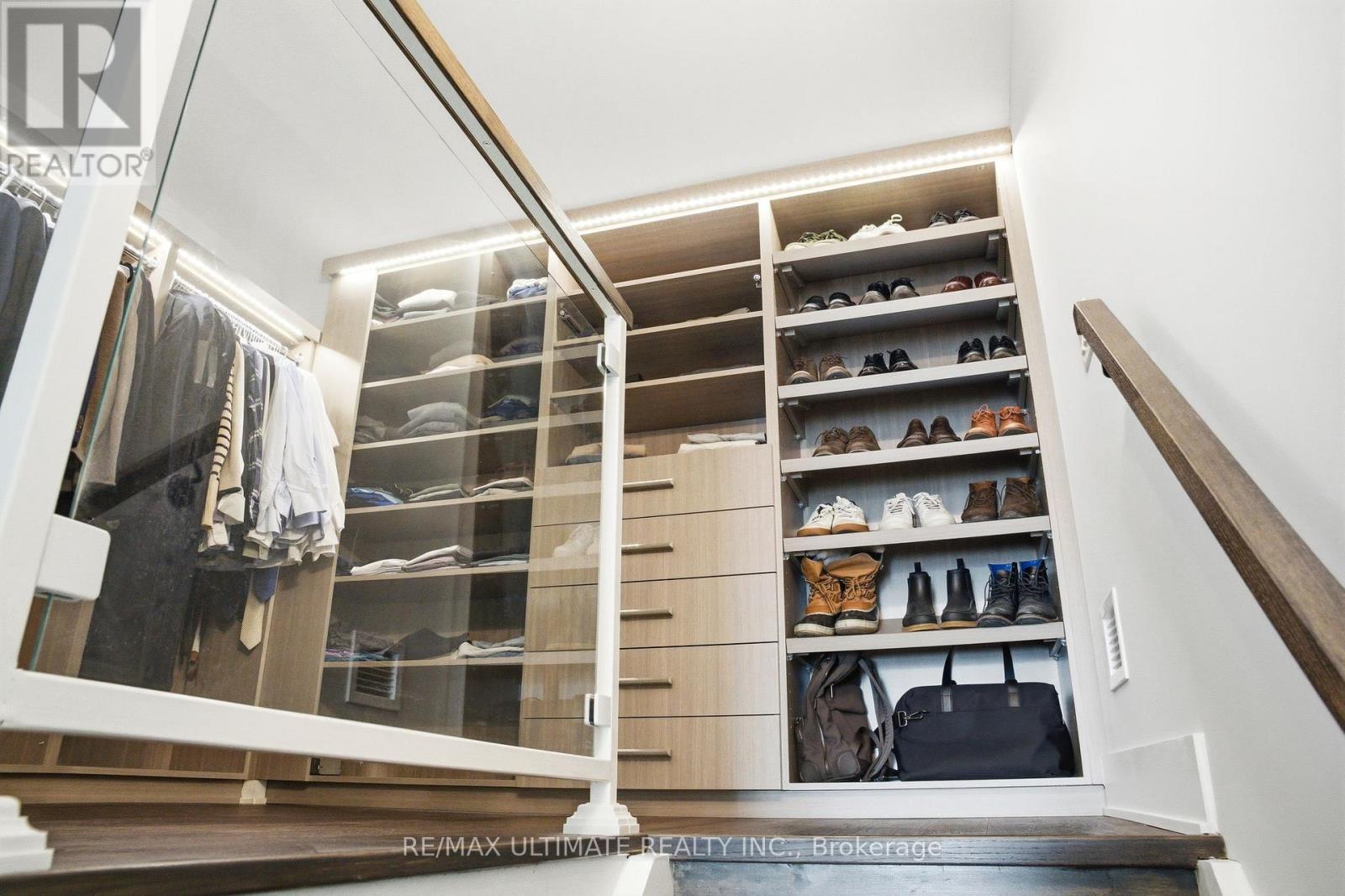 811 - 111 St Clair Avenue W, Toronto, Ontario  M4V 1N5 - Photo 24 - C12794038