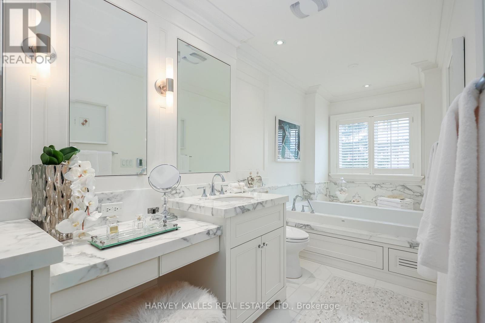 34 Latimer Avenue, Toronto, Ontario  M5N 2L8 - Photo 32 - C12794050