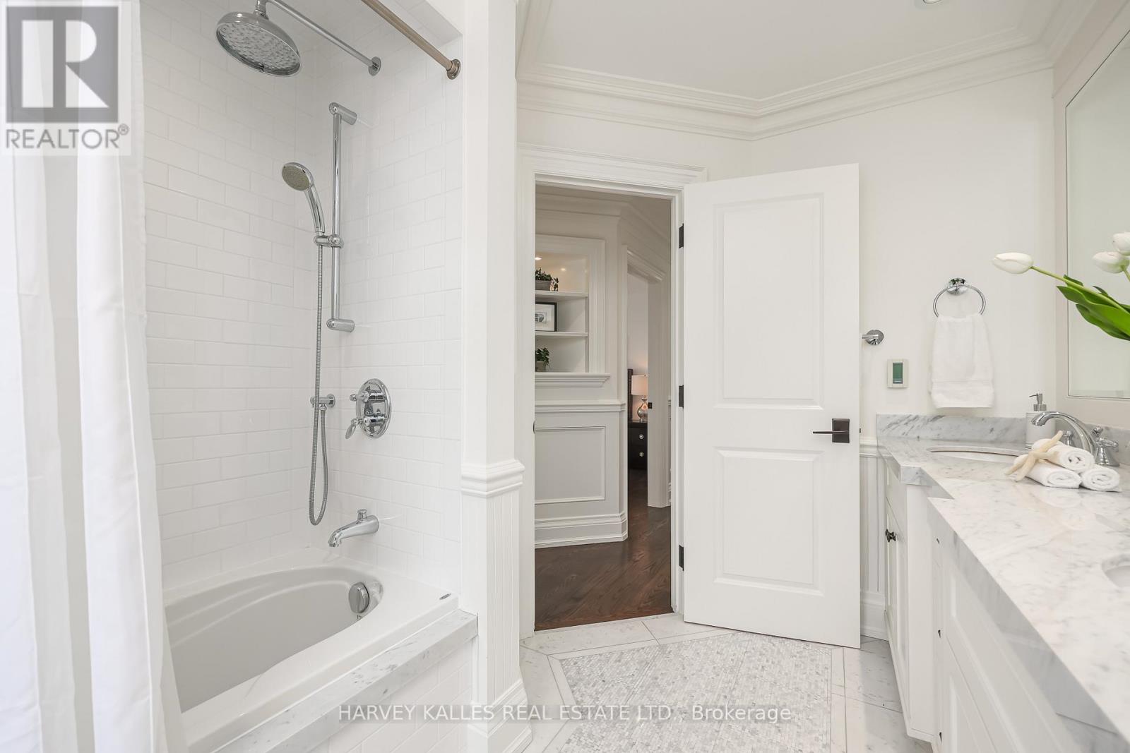 34 Latimer Avenue, Toronto, Ontario  M5N 2L8 - Photo 39 - C12794050