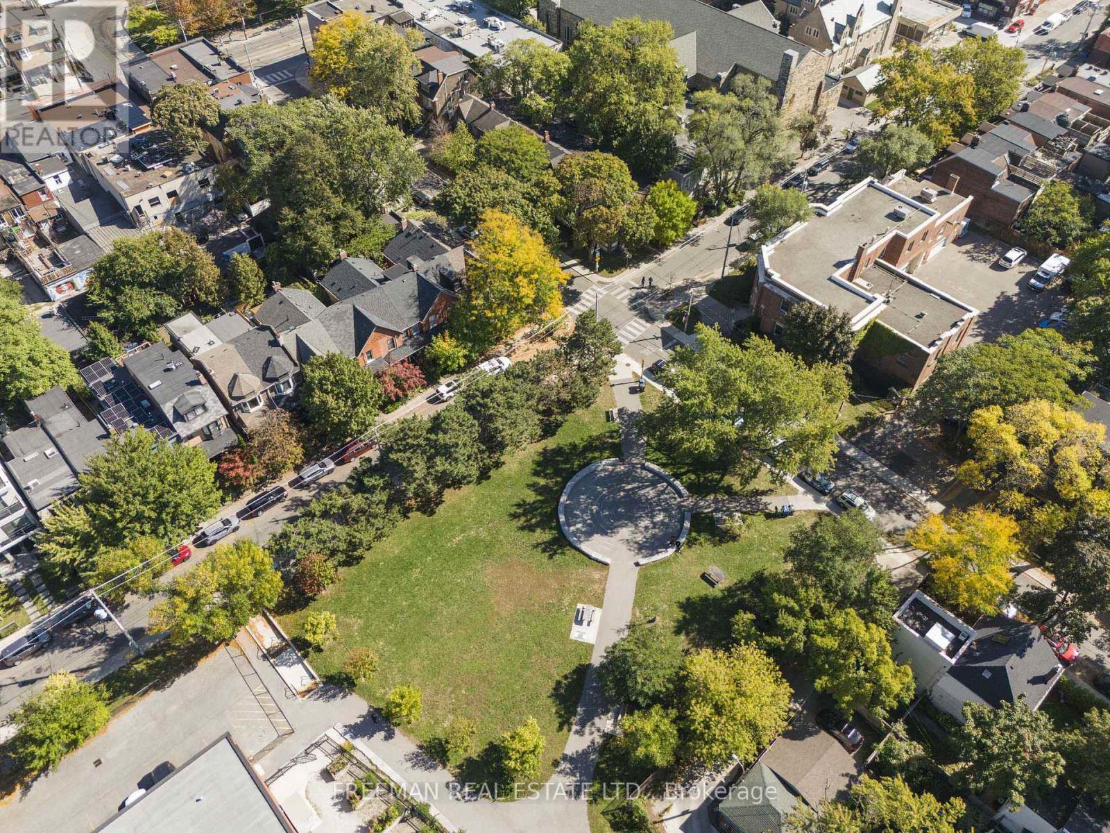 21 London Street, Toronto, Ontario  M6G 1M8 - Photo 32 - C12794088