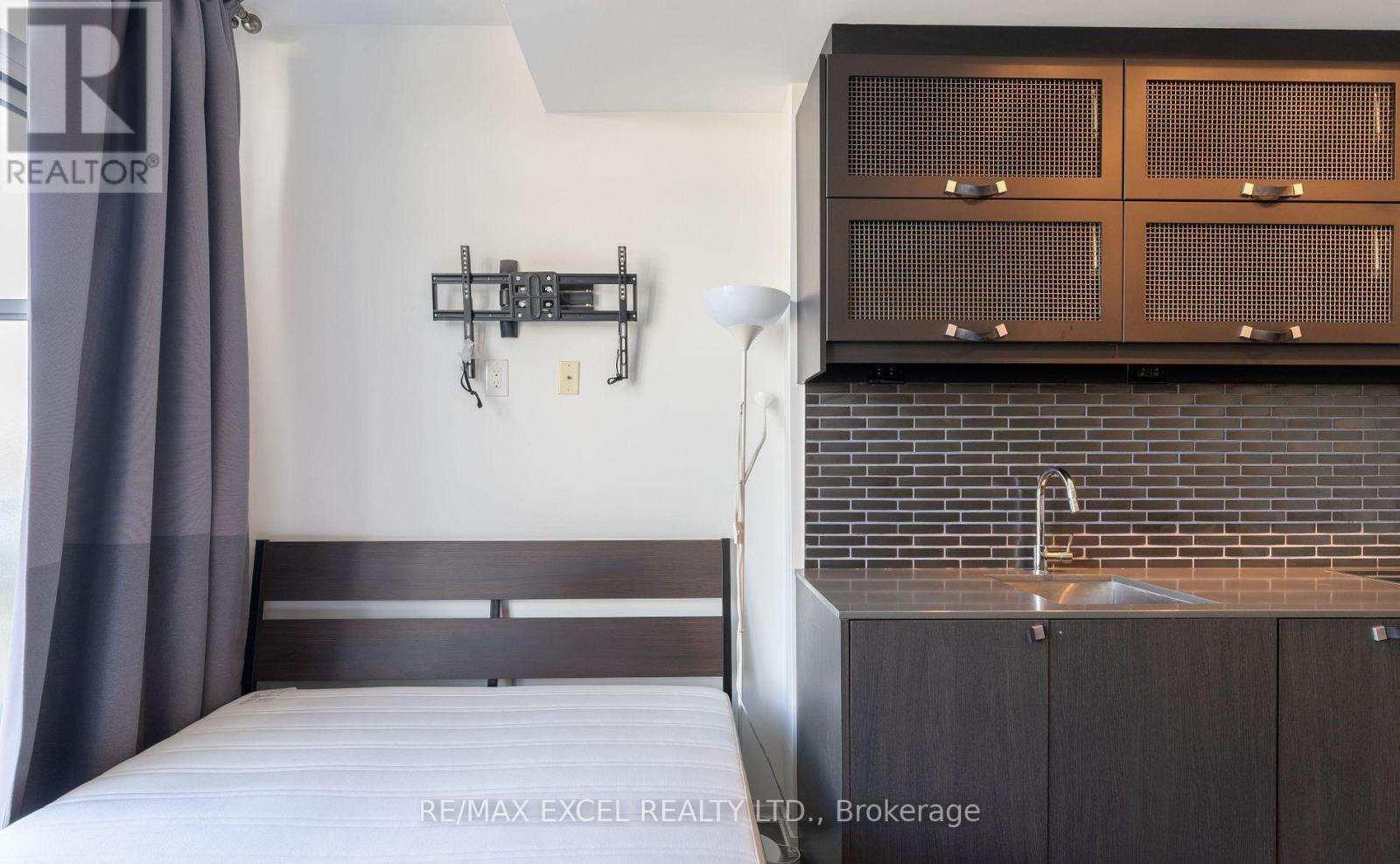 506 - 783 Bathurst Street, Toronto, Ontario  M5S 0A8 - Photo 4 - C12794132