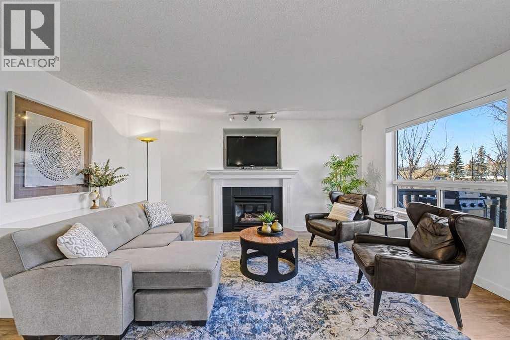 139 Douglas Glen Crescent Se, Calgary, Alberta  T2Z 3M6 - Photo 4 - A2285759