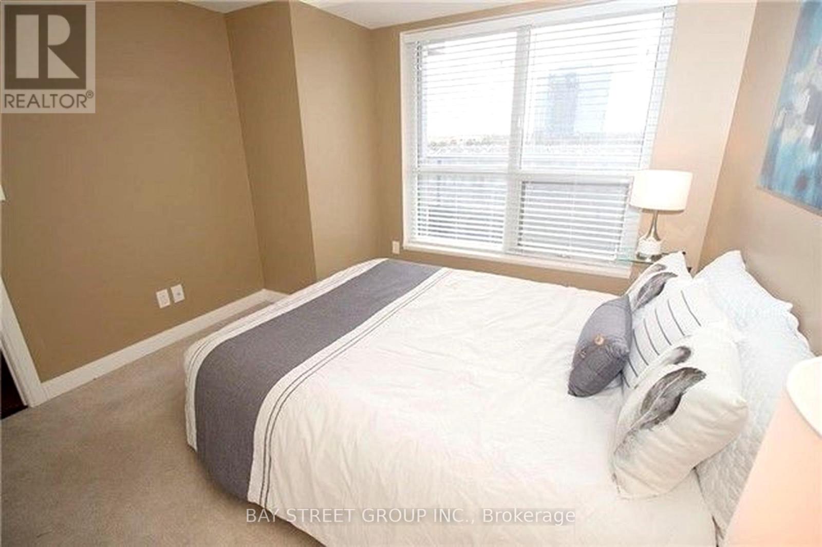 617 - 181 Village Green Square, Toronto, Ontario  M1S 0K6 - Photo 13 - E12793898