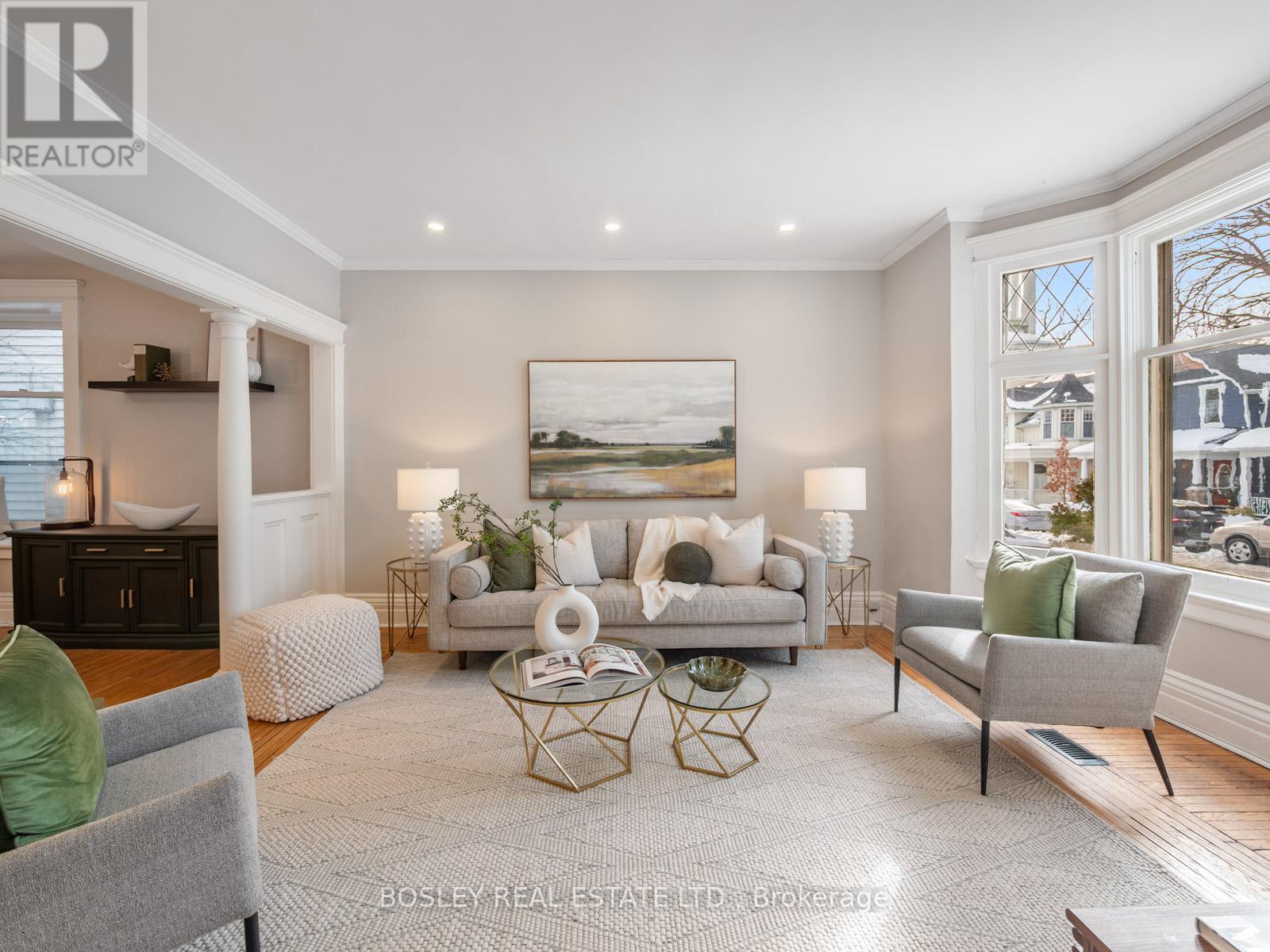 43 Bellefair Avenue, Toronto, Ontario  M4L 3T7 - Photo 2 - E12793908