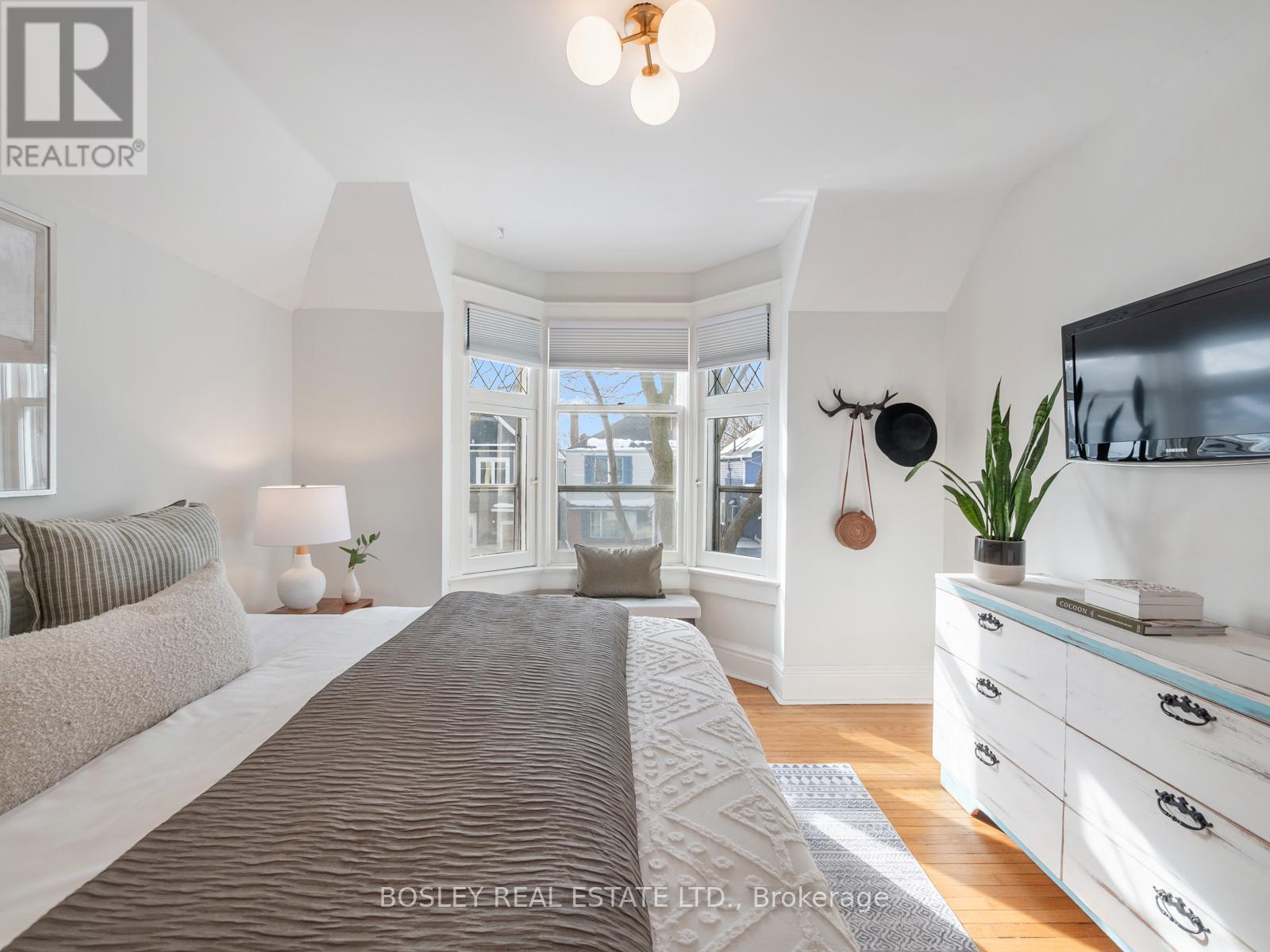 43 Bellefair Avenue, Toronto, Ontario  M4L 3T7 - Photo 22 - E12793908