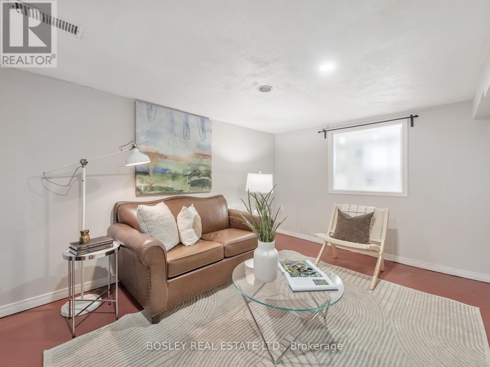 43 Bellefair Avenue, Toronto, Ontario  M4L 3T7 - Photo 34 - E12793908