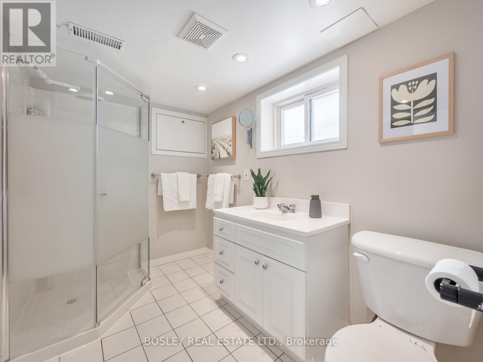 43 Bellefair Avenue, Toronto, Ontario  M4L 3T7 - Photo 35 - E12793908