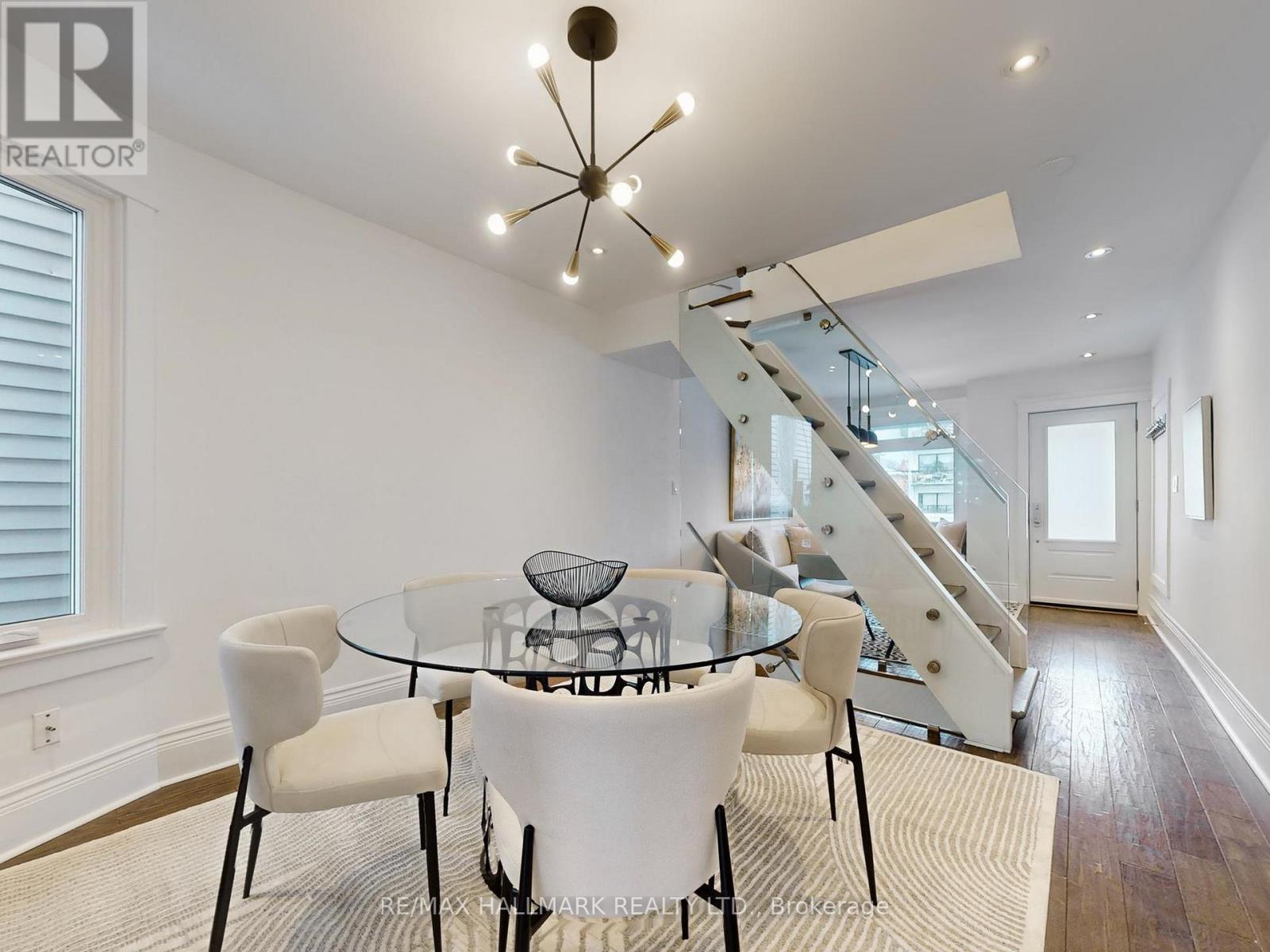 614 Woodbine Avenue, Toronto, Ontario  M4E 2J1 - Photo 12 - E12793946