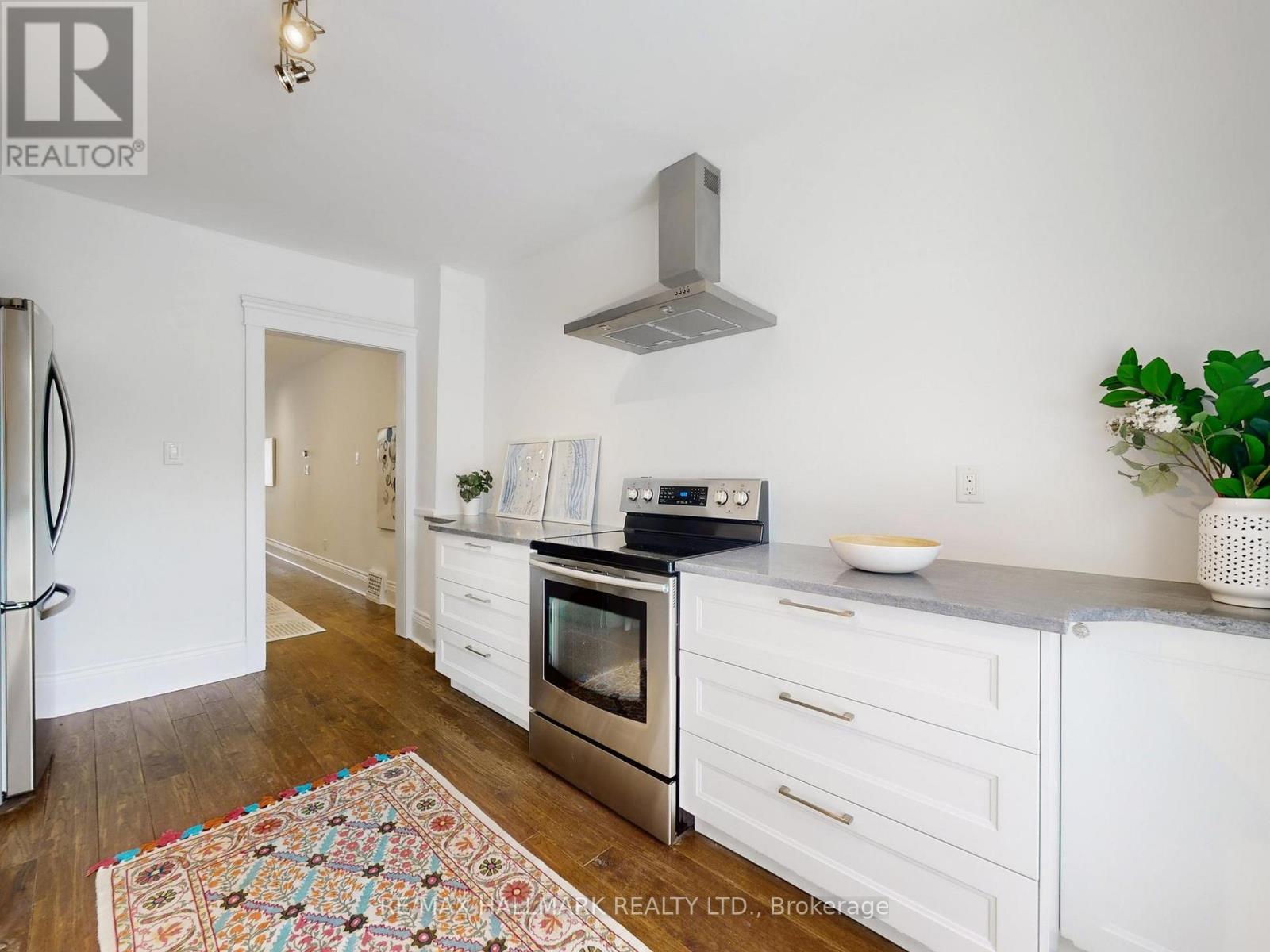 614 Woodbine Avenue, Toronto, Ontario  M4E 2J1 - Photo 17 - E12793946