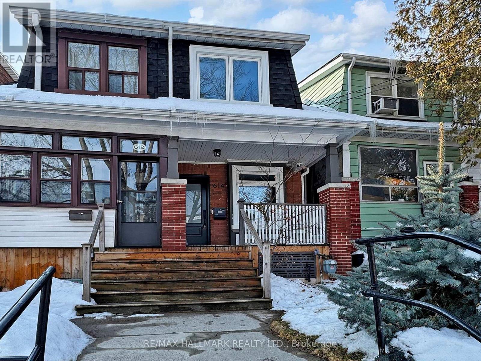 614 Woodbine Avenue, Toronto, Ontario  M4E 2J1 - Photo 2 - E12793946