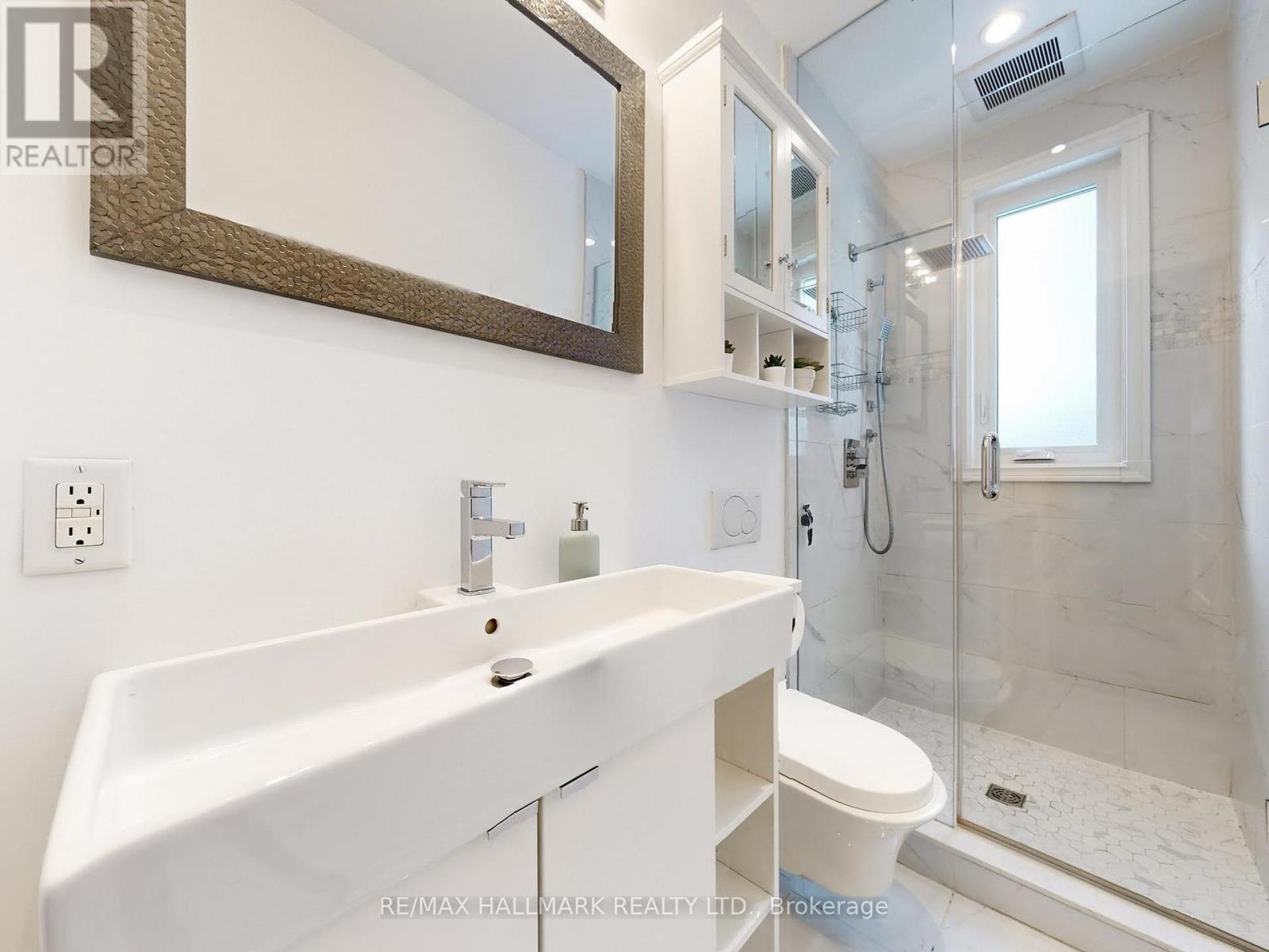 614 Woodbine Avenue, Toronto, Ontario  M4E 2J1 - Photo 24 - E12793946