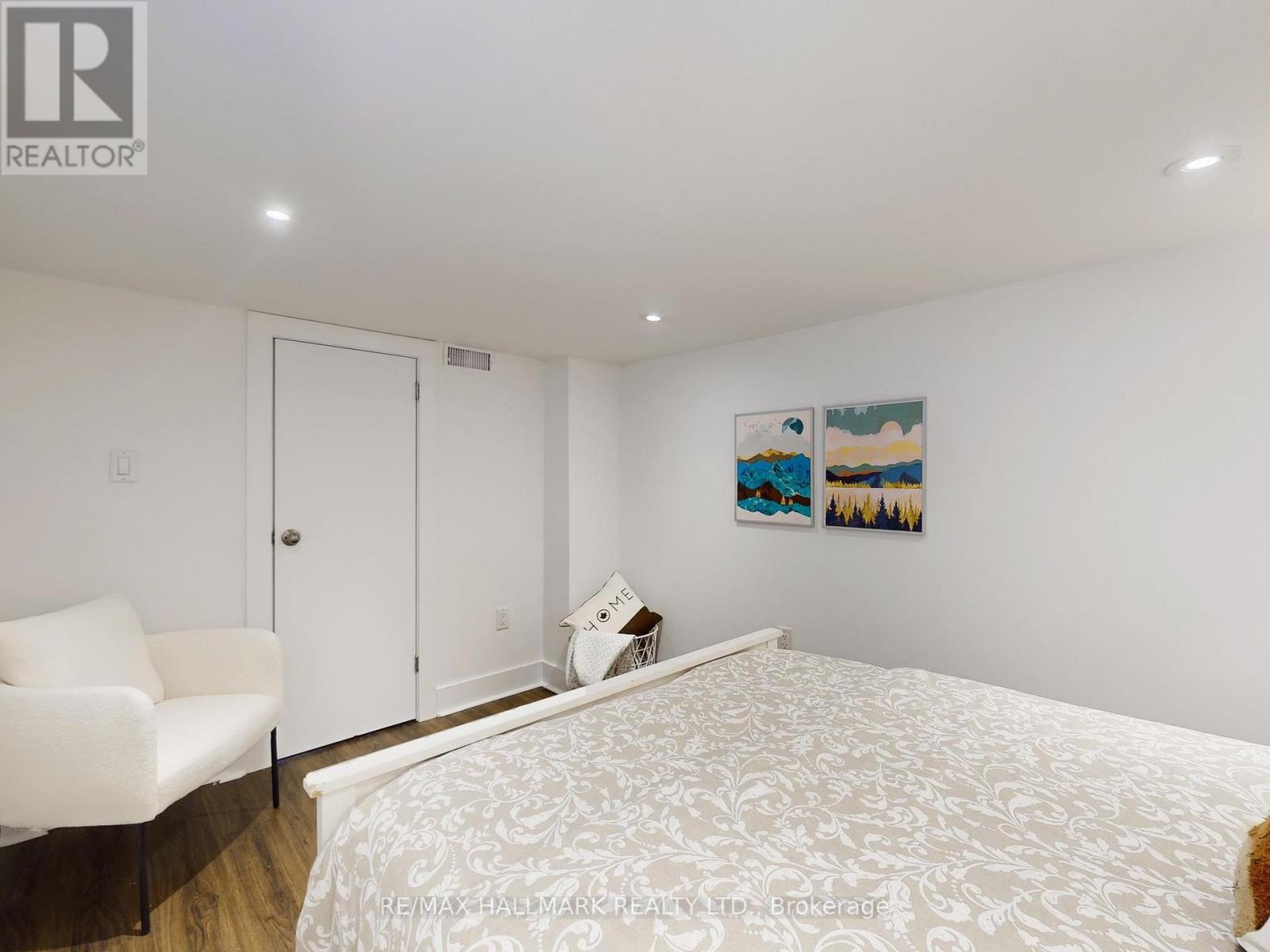 614 Woodbine Avenue, Toronto, Ontario  M4E 2J1 - Photo 32 - E12793946