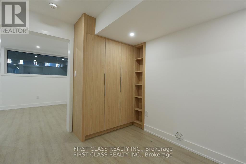 Lower - 72 Chester Avenue, Toronto, Ontario  M4K 2Z8 - Photo 8 - E12794026