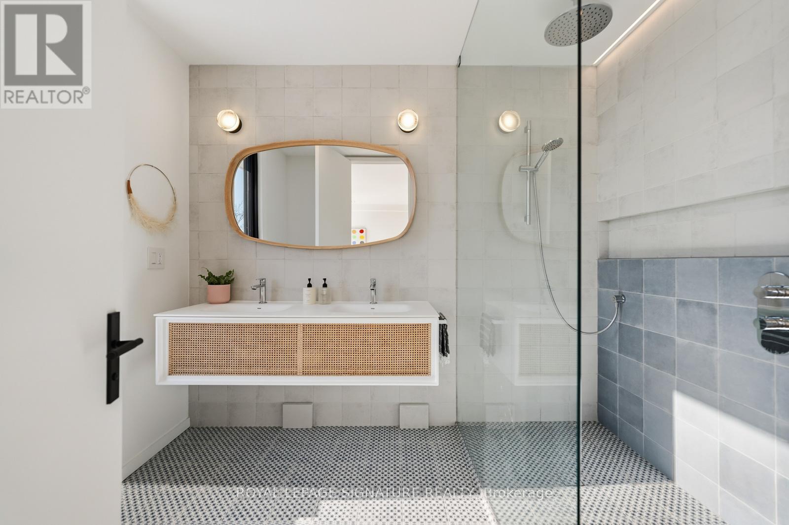 22 Duart Park Road, Toronto, Ontario  M4E 1J2 - Photo 22 - E12794044