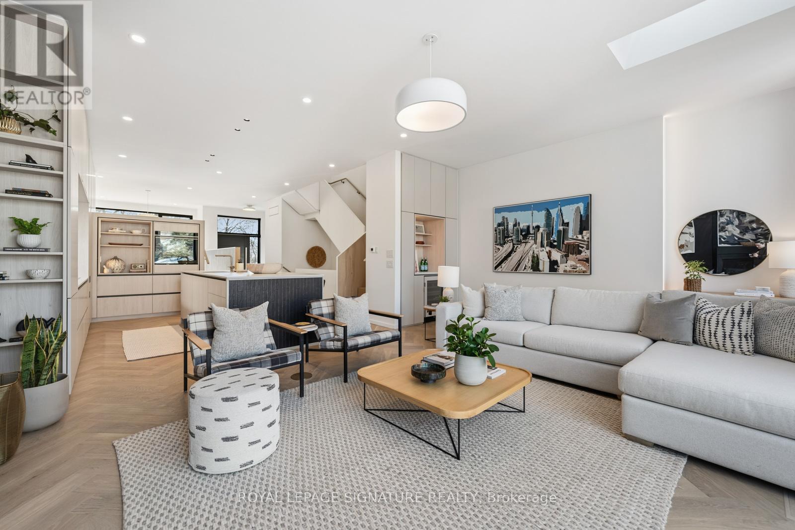 22 Duart Park Road, Toronto, Ontario  M4E 1J2 - Photo 3 - E12794044