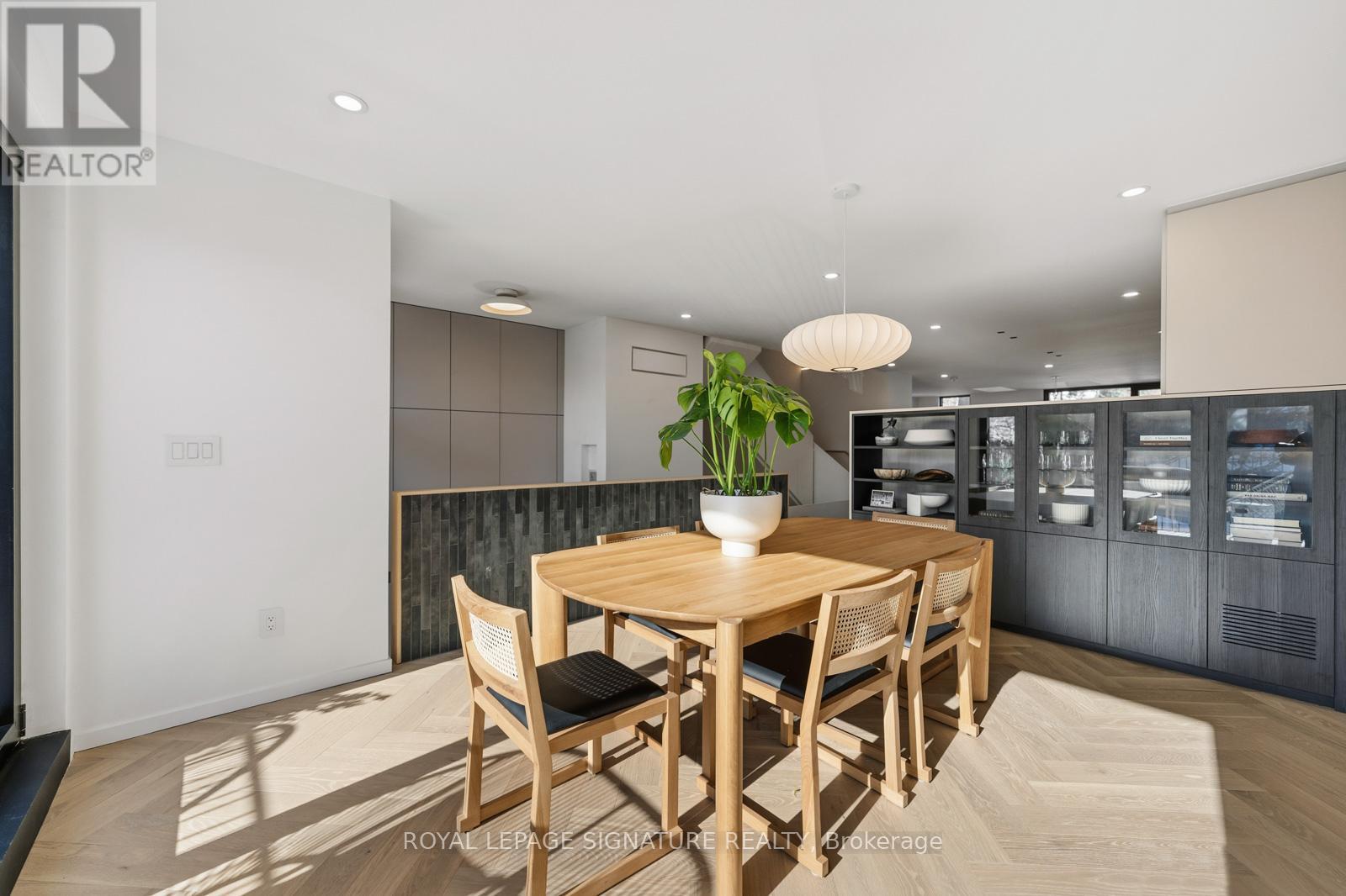 22 Duart Park Road, Toronto, Ontario  M4E 1J2 - Photo 8 - E12794044