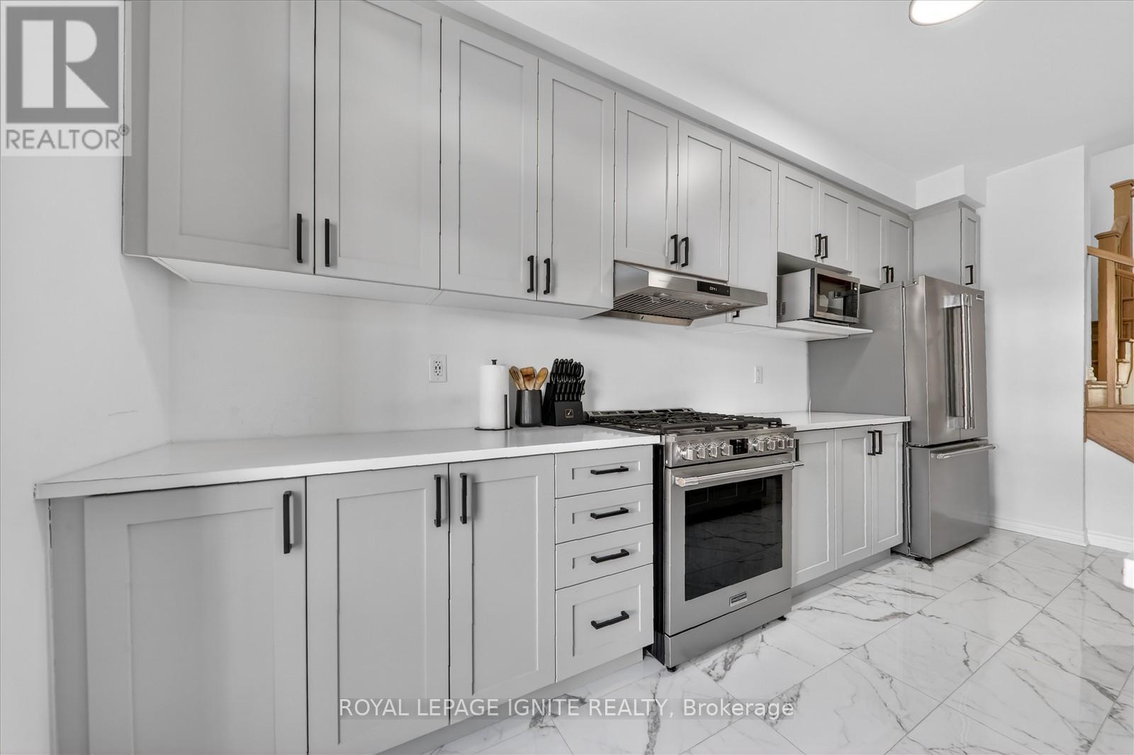 3114 Mulberry Lane, Pickering, Ontario  L1X 0N9 - Photo 14 - E12794174