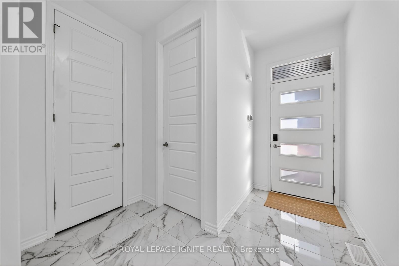 3114 Mulberry Lane, Pickering, Ontario  L1X 0N9 - Photo 5 - E12794174