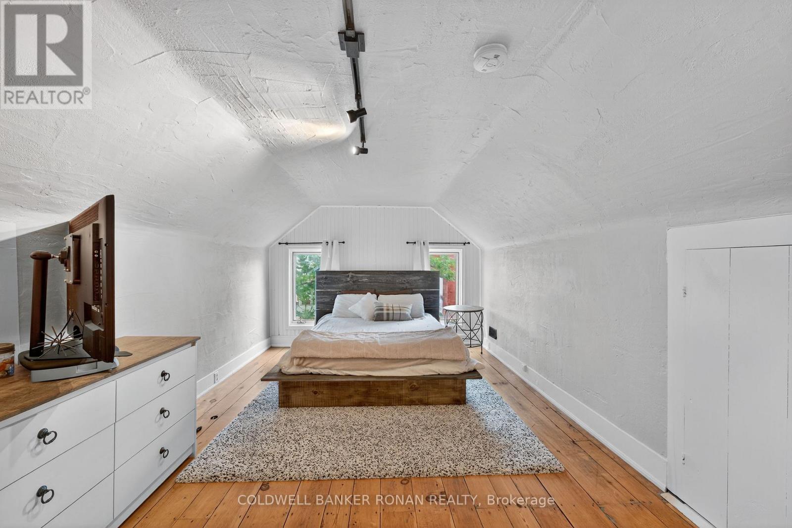 22 Centre Street N, New Tecumseth, Ontario  L0G 1A0 - Photo 33 - N12794022