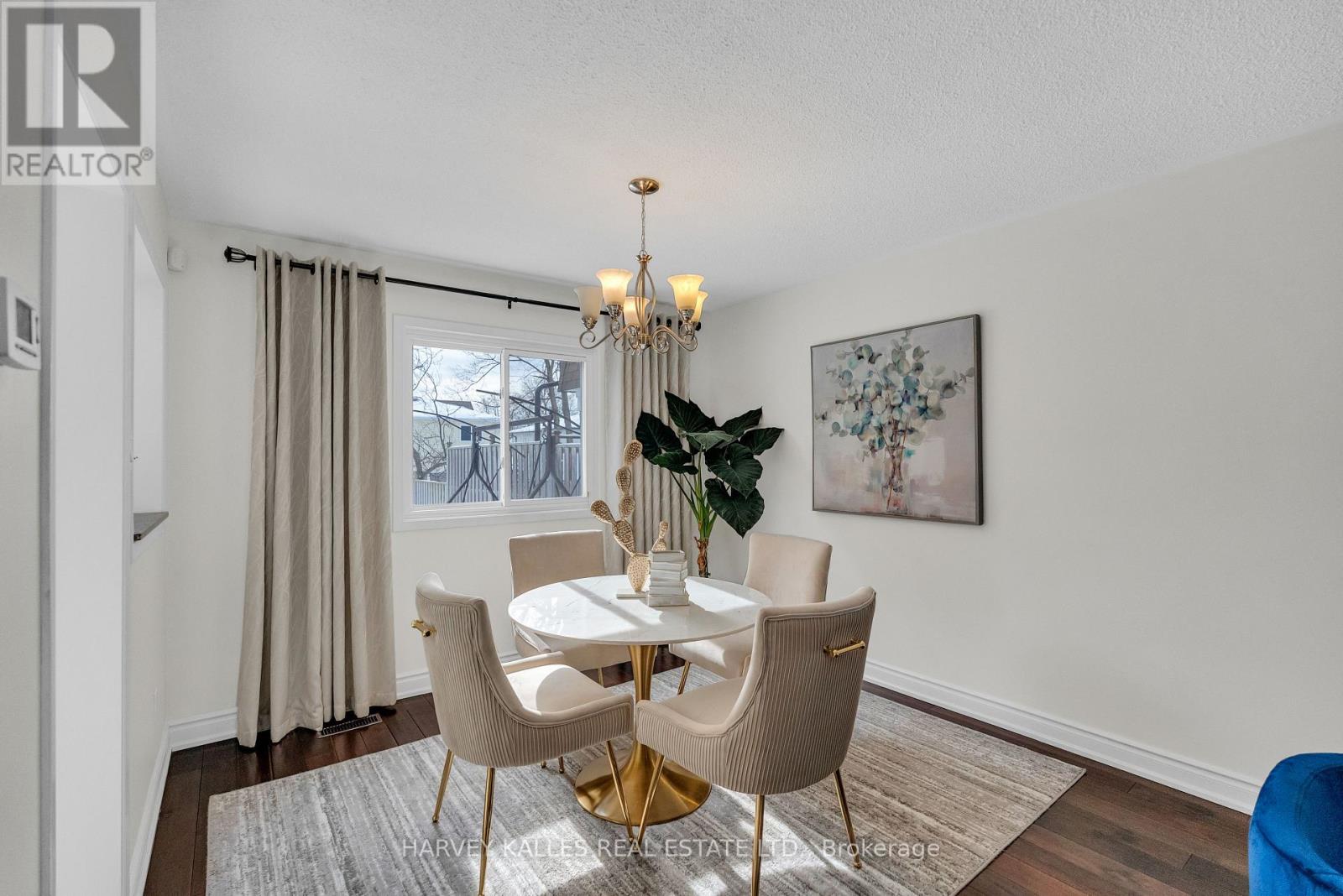 33 Ravengloss Drive, Markham, Ontario  L3T 4C8 - Photo 9 - N12794052