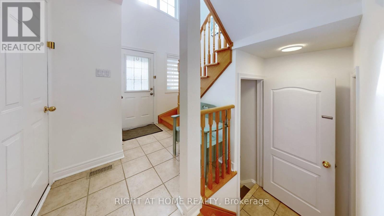 55 Hollybush Drive, Vaughan, Ontario  L6A 2H5 - Photo 11 - N12794070