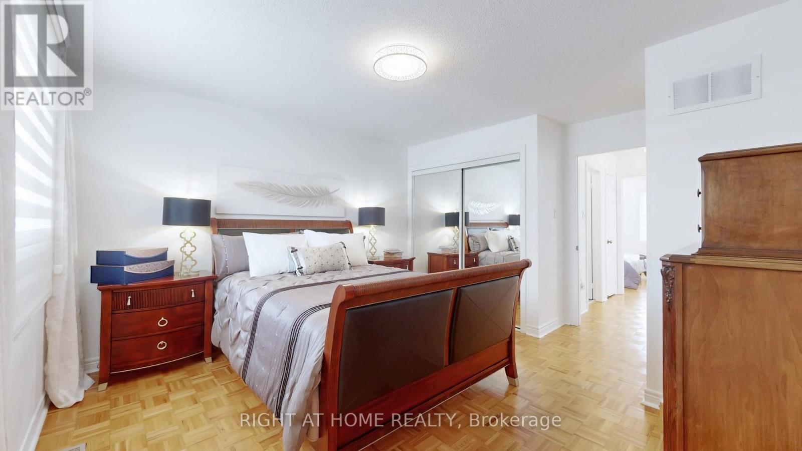 55 Hollybush Drive, Vaughan, Ontario  L6A 2H5 - Photo 13 - N12794070