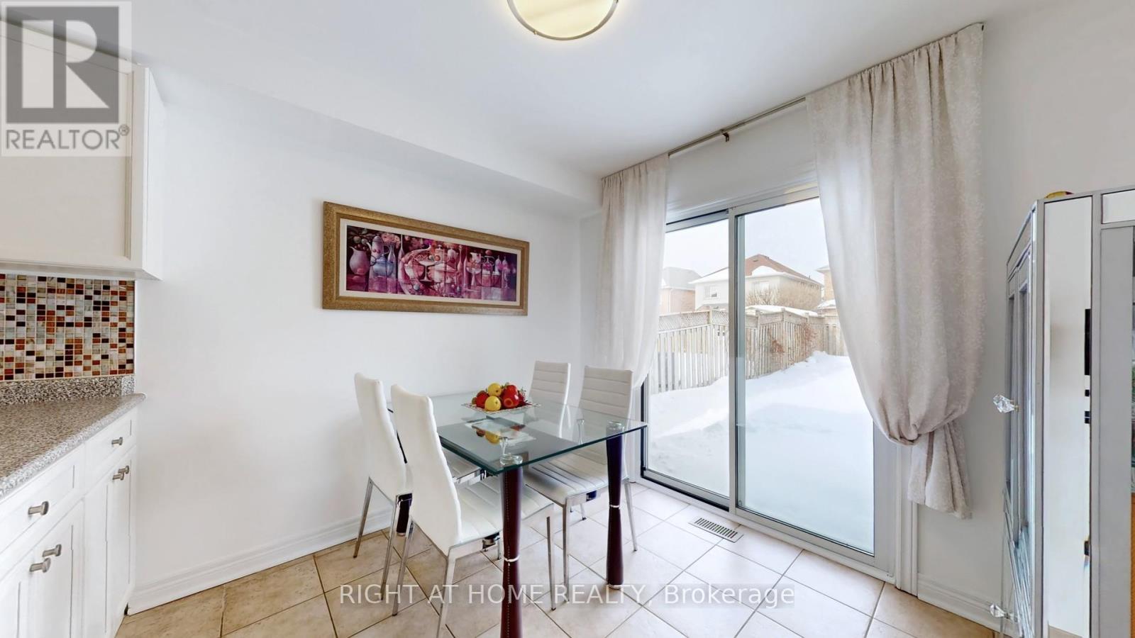 55 Hollybush Drive, Vaughan, Ontario  L6A 2H5 - Photo 7 - N12794070