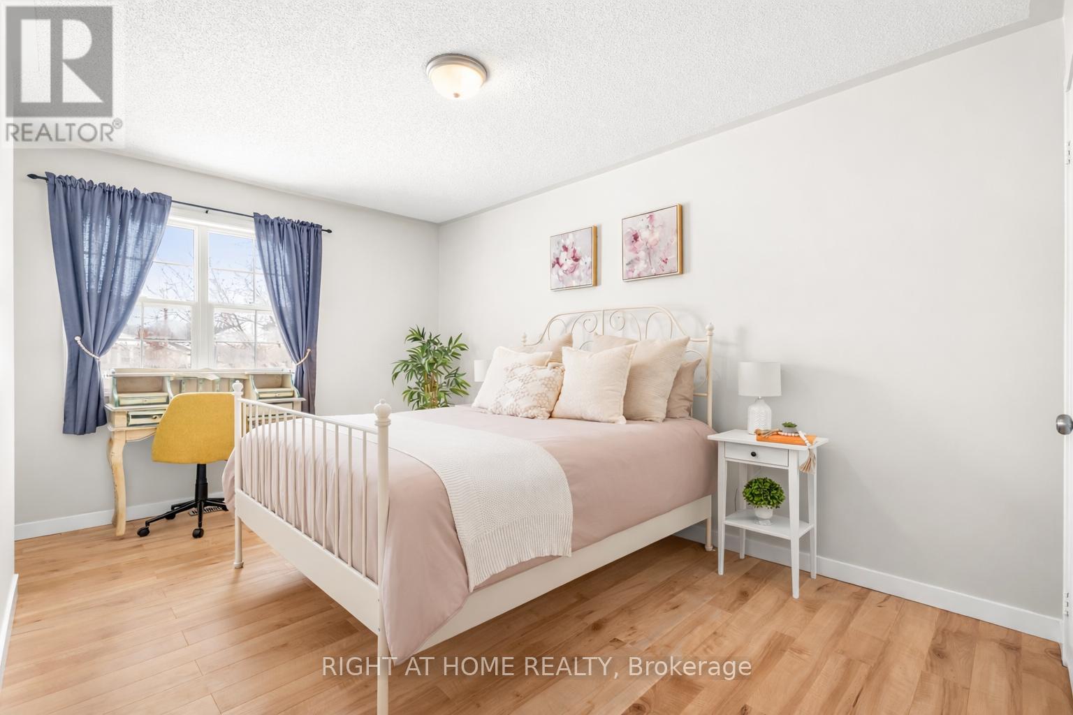 146 Maplewood Drive, Essa, Ontario  L3W 0B9 - Photo 13 - N12794104