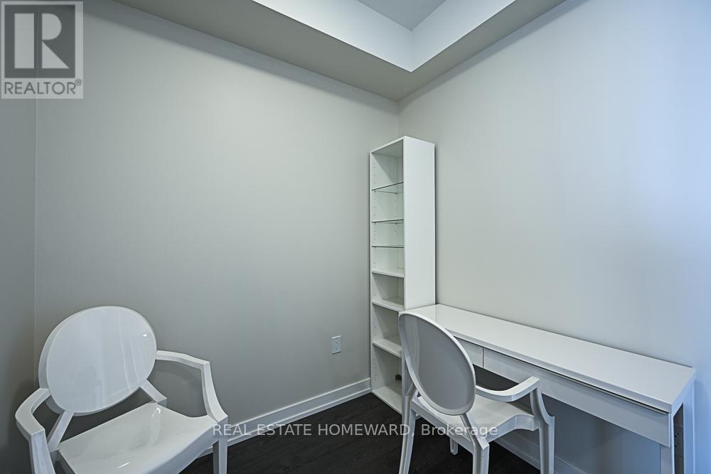 1702 - 7 GOLDEN LION HEIGHTS, Toronto, Ontario